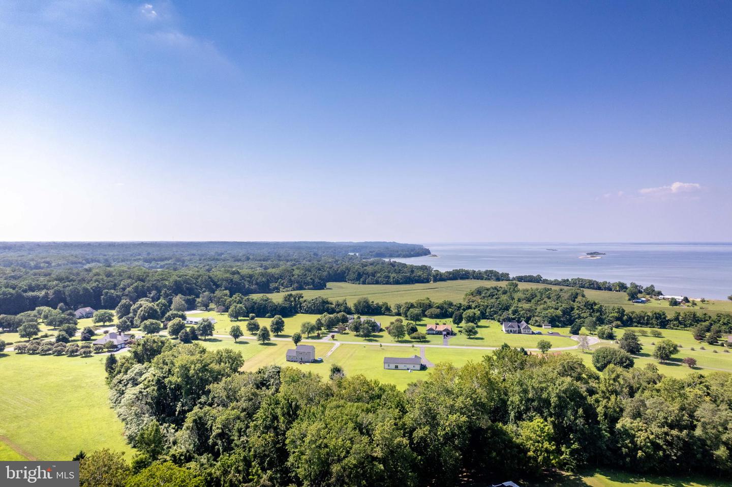 245 NOMINI BAY DR, MONTROSS, Virginia 22520, 3 Bedrooms Bedrooms, 6 Rooms Rooms,3 BathroomsBathrooms,Residential,For sale,245 NOMINI BAY DR,VAWE2009412 MLS # VAWE2009412