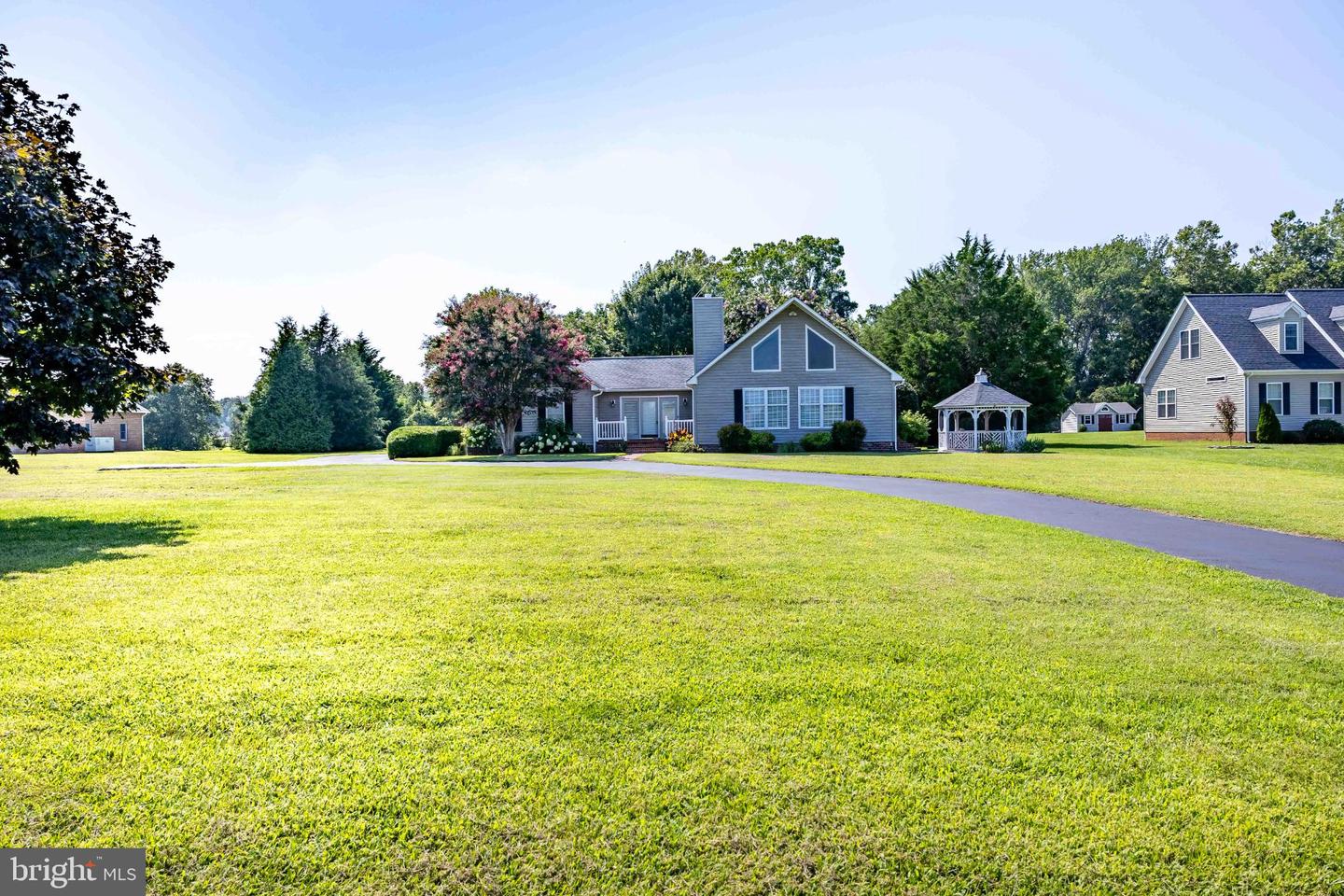 245 NOMINI BAY DR, MONTROSS, Virginia 22520, 3 Bedrooms Bedrooms, 6 Rooms Rooms,3 BathroomsBathrooms,Residential,For sale,245 NOMINI BAY DR,VAWE2009412 MLS # VAWE2009412