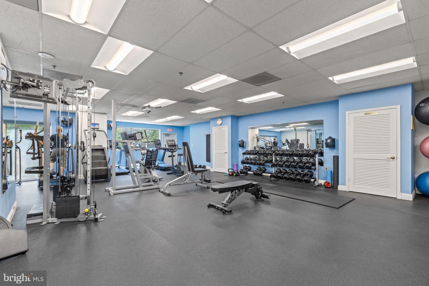 1211 S EADS ST #108, ARLINGTON, Virginia 22202, 1 Bedroom Bedrooms, 2 Rooms Rooms,1 BathroomBathrooms,Residential,For sale,1211 S EADS ST #108,VAAR2061640 MLS # VAAR2061640