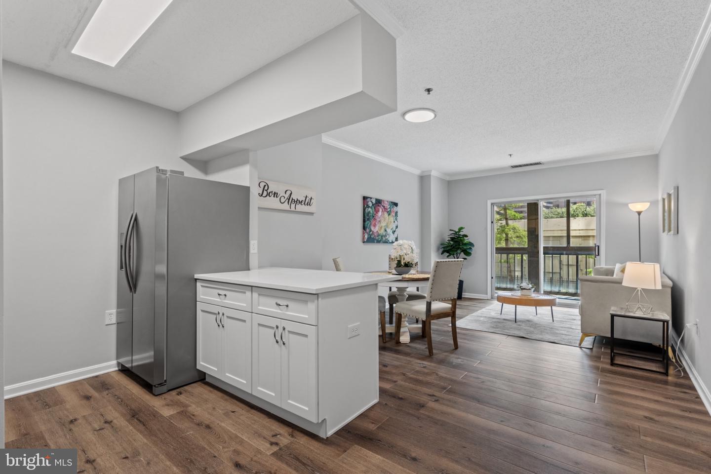 1211 S EADS ST #108, ARLINGTON, Virginia 22202, 1 Bedroom Bedrooms, 2 Rooms Rooms,1 BathroomBathrooms,Residential,For sale,1211 S EADS ST #108,VAAR2061640 MLS # VAAR2061640