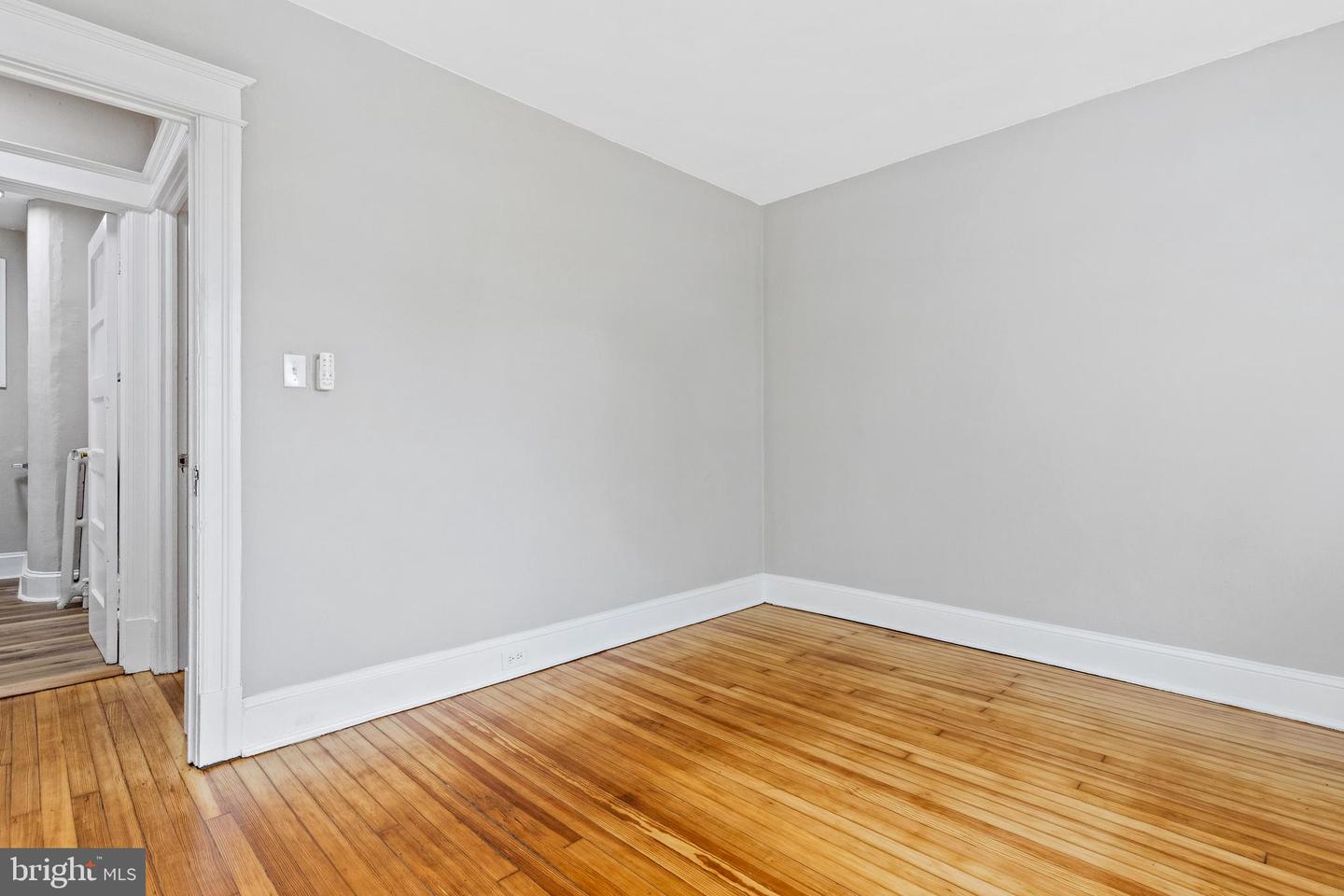 616 HAMILTON ST NW, WASHINGTON, District Of Columbia 20011, 2 Bedrooms Bedrooms, ,1 BathroomBathrooms,Residential,For sale,616 HAMILTON ST NW,DCDC2213048 MLS # DCDC2213048