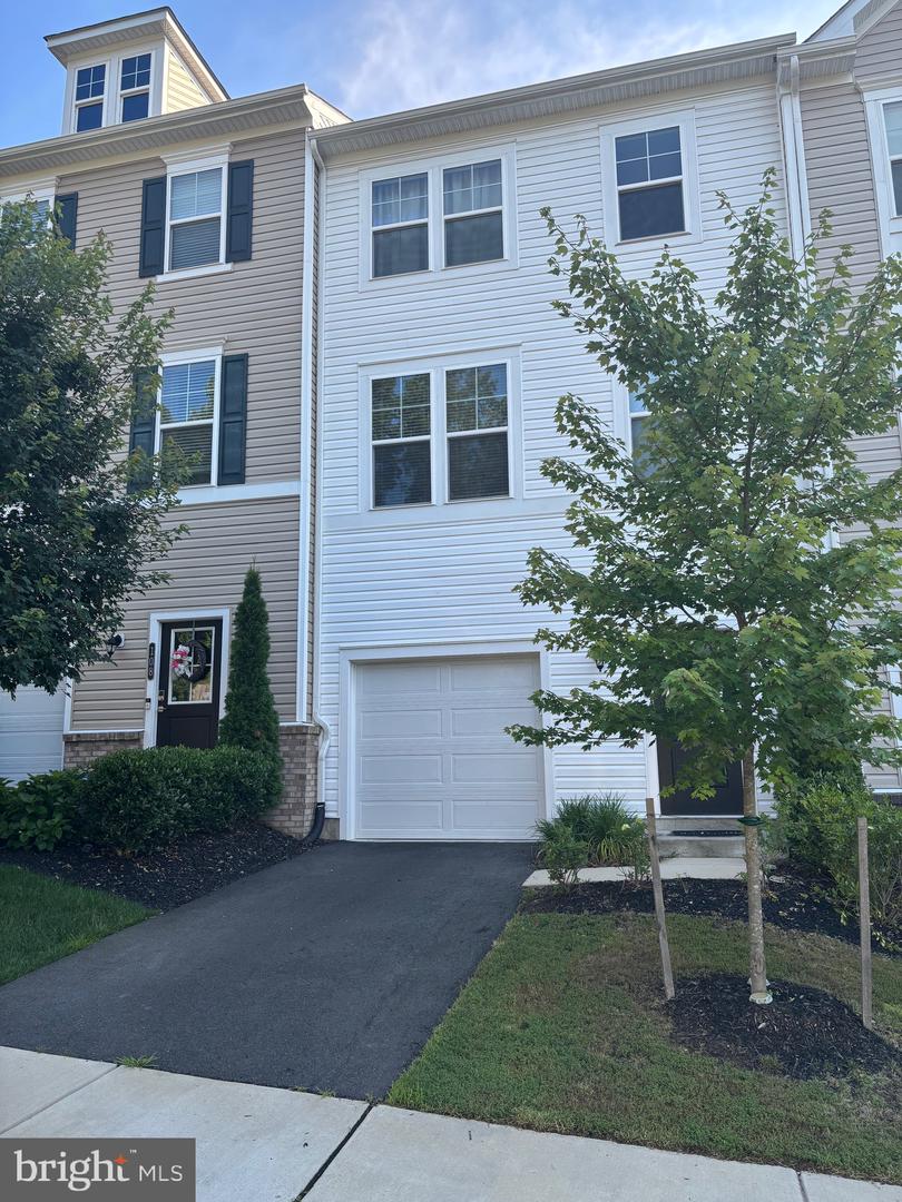 106 HUFF DR, STAFFORD, Virginia 22554, 3 Bedrooms Bedrooms, ,2 BathroomsBathrooms,Residential,For sale,106 HUFF DR,VAST2041420 MLS # VAST2041420