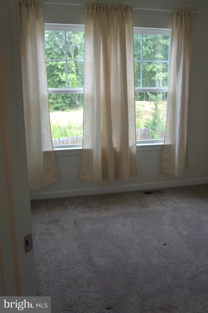106 HUFF DR, STAFFORD, Virginia 22554, 3 Bedrooms Bedrooms, ,2 BathroomsBathrooms,Residential,For sale,106 HUFF DR,VAST2041420 MLS # VAST2041420