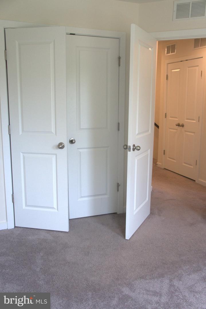106 HUFF DR, STAFFORD, Virginia 22554, 3 Bedrooms Bedrooms, ,2 BathroomsBathrooms,Residential,For sale,106 HUFF DR,VAST2041420 MLS # VAST2041420