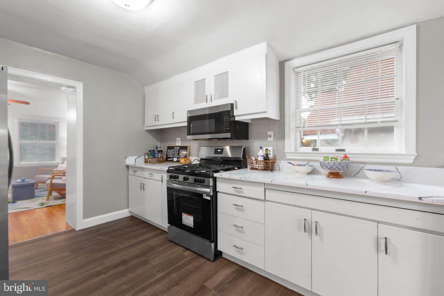 4309 WASHINGTON BLVD, ARLINGTON, Virginia 22201, 3 Bedrooms Bedrooms, 5 Rooms Rooms,2 BathroomsBathrooms,Residential,For sale,4309 WASHINGTON BLVD,VAAR2061888 MLS # VAAR2061888