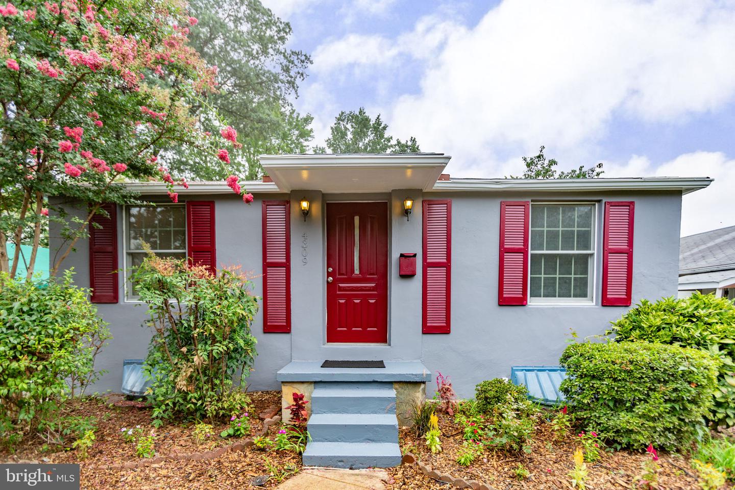 4309 WASHINGTON BLVD, ARLINGTON, Virginia 22201, 3 Bedrooms Bedrooms, 5 Rooms Rooms,2 BathroomsBathrooms,Residential,For sale,4309 WASHINGTON BLVD,VAAR2061888 MLS # VAAR2061888