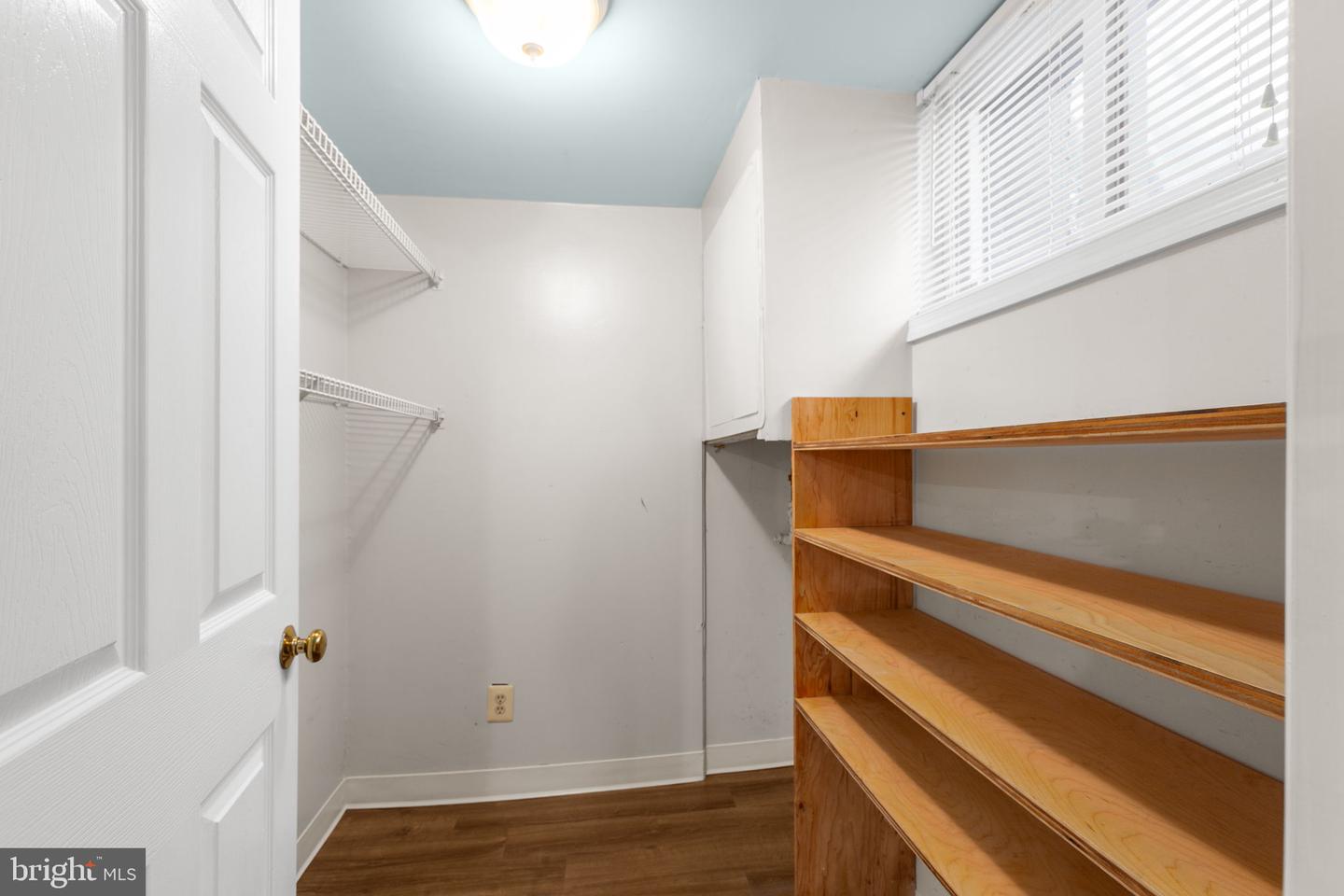 4309 WASHINGTON BLVD, ARLINGTON, Virginia 22201, 3 Bedrooms Bedrooms, 5 Rooms Rooms,2 BathroomsBathrooms,Residential,For sale,4309 WASHINGTON BLVD,VAAR2061888 MLS # VAAR2061888