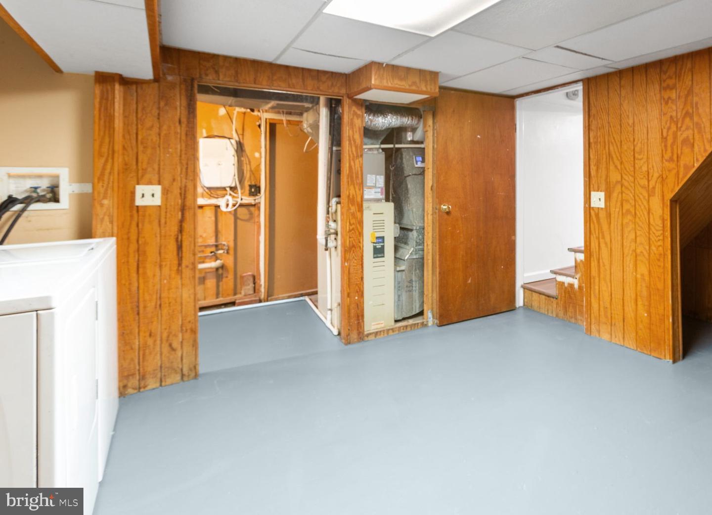 4309 WASHINGTON BLVD, ARLINGTON, Virginia 22201, 3 Bedrooms Bedrooms, 5 Rooms Rooms,2 BathroomsBathrooms,Residential,For sale,4309 WASHINGTON BLVD,VAAR2061888 MLS # VAAR2061888