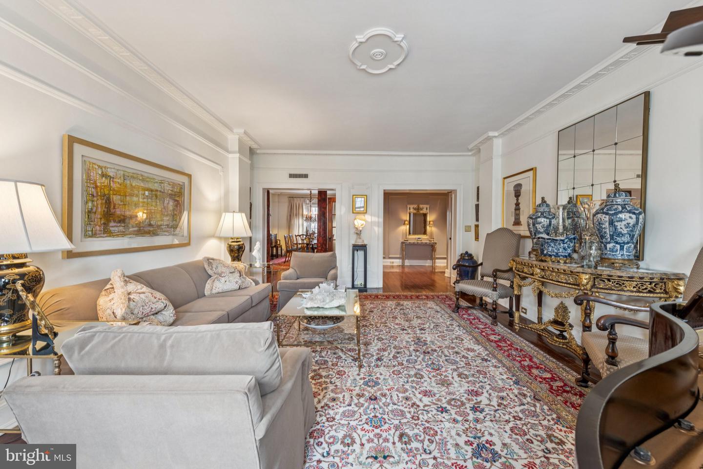 1026 16TH ST NW #801, WASHINGTON, District Of Columbia 20036, 2 Bedrooms Bedrooms, ,2 BathroomsBathrooms,Residential,For sale,1026 16TH ST NW #801,DCDC2213890 MLS # DCDC2213890
