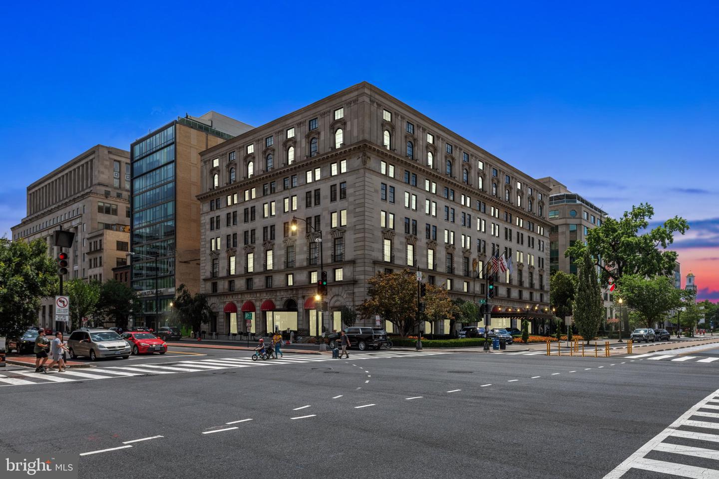 1026 16TH ST NW #801, WASHINGTON, District Of Columbia 20036, 2 Bedrooms Bedrooms, ,2 BathroomsBathrooms,Residential,For sale,1026 16TH ST NW #801,DCDC2213890 MLS # DCDC2213890