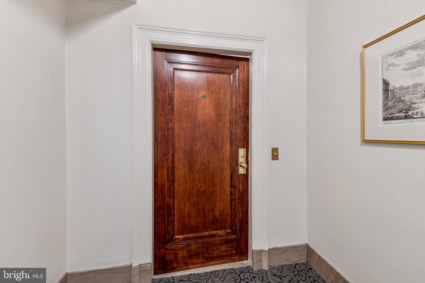1026 16TH ST NW #801, WASHINGTON, District Of Columbia 20036, 2 Bedrooms Bedrooms, ,2 BathroomsBathrooms,Residential,For sale,1026 16TH ST NW #801,DCDC2213890 MLS # DCDC2213890