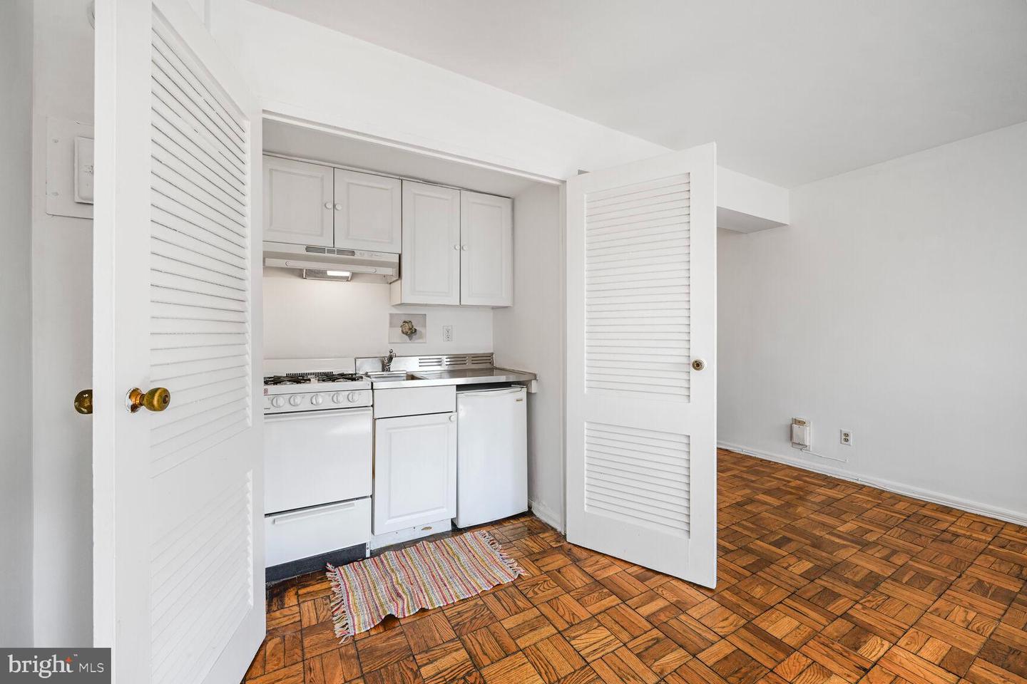 1801 CLYDESDALE PL NW #407, WASHINGTON, District Of Columbia 20009, ,1 BathroomBathrooms,Residential,For sale,1801 CLYDESDALE PL NW #407,DCDC2213932 MLS # DCDC2213932