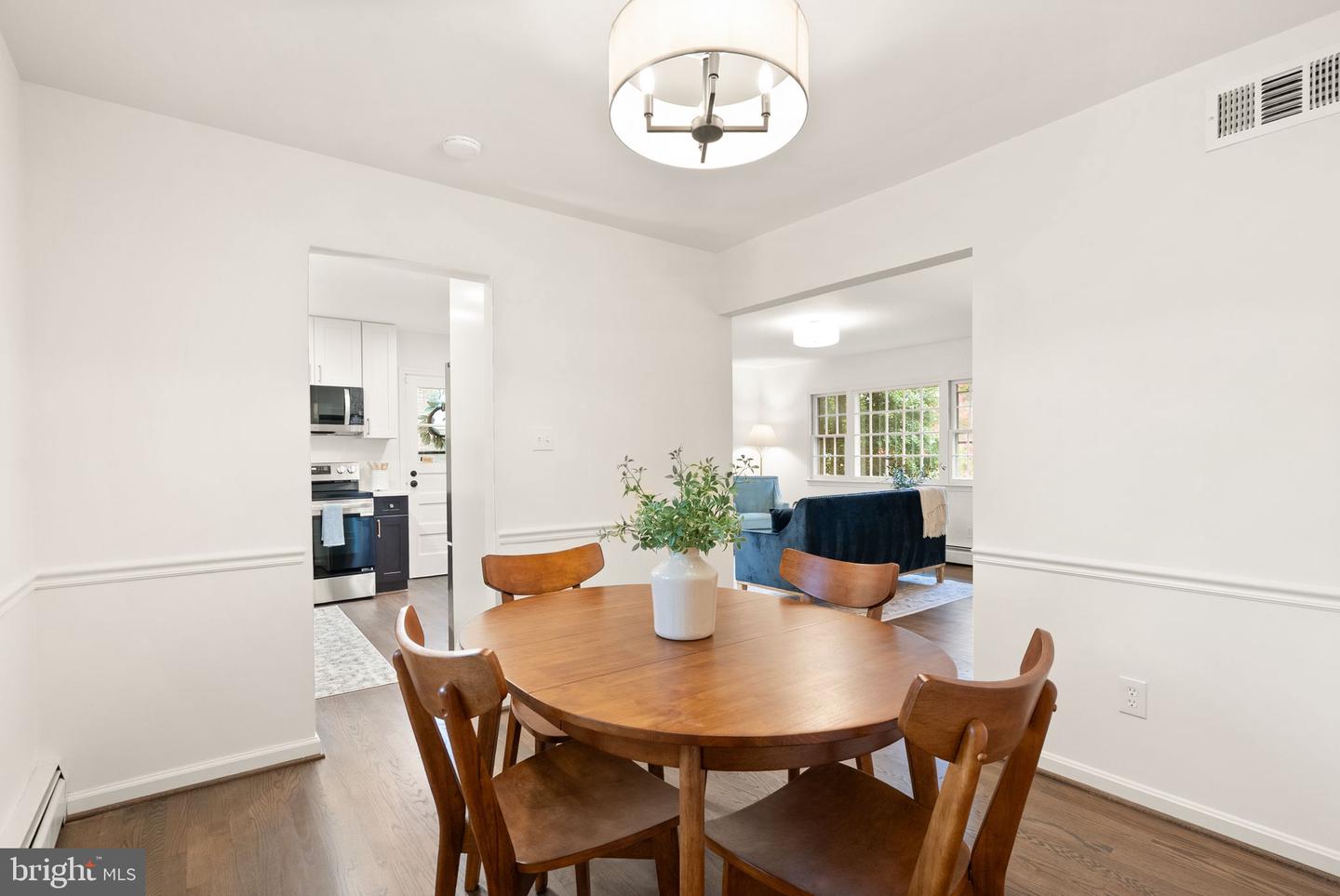 5632 MAXINE CT, ALEXANDRIA, Virginia 22310, 3 Bedrooms Bedrooms, ,2 BathroomsBathrooms,Residential,For sale,5632 MAXINE CT,VAFX2259666 MLS # VAFX2259666