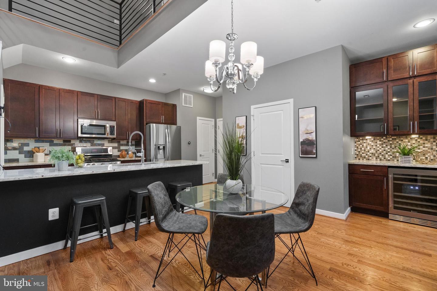 1423 1ST ST NW #B, WASHINGTON, District Of Columbia 20001, 3 Bedrooms Bedrooms, ,2 BathroomsBathrooms,Residential,For sale,1423 1ST ST NW #B,DCDC2213970 MLS # DCDC2213970