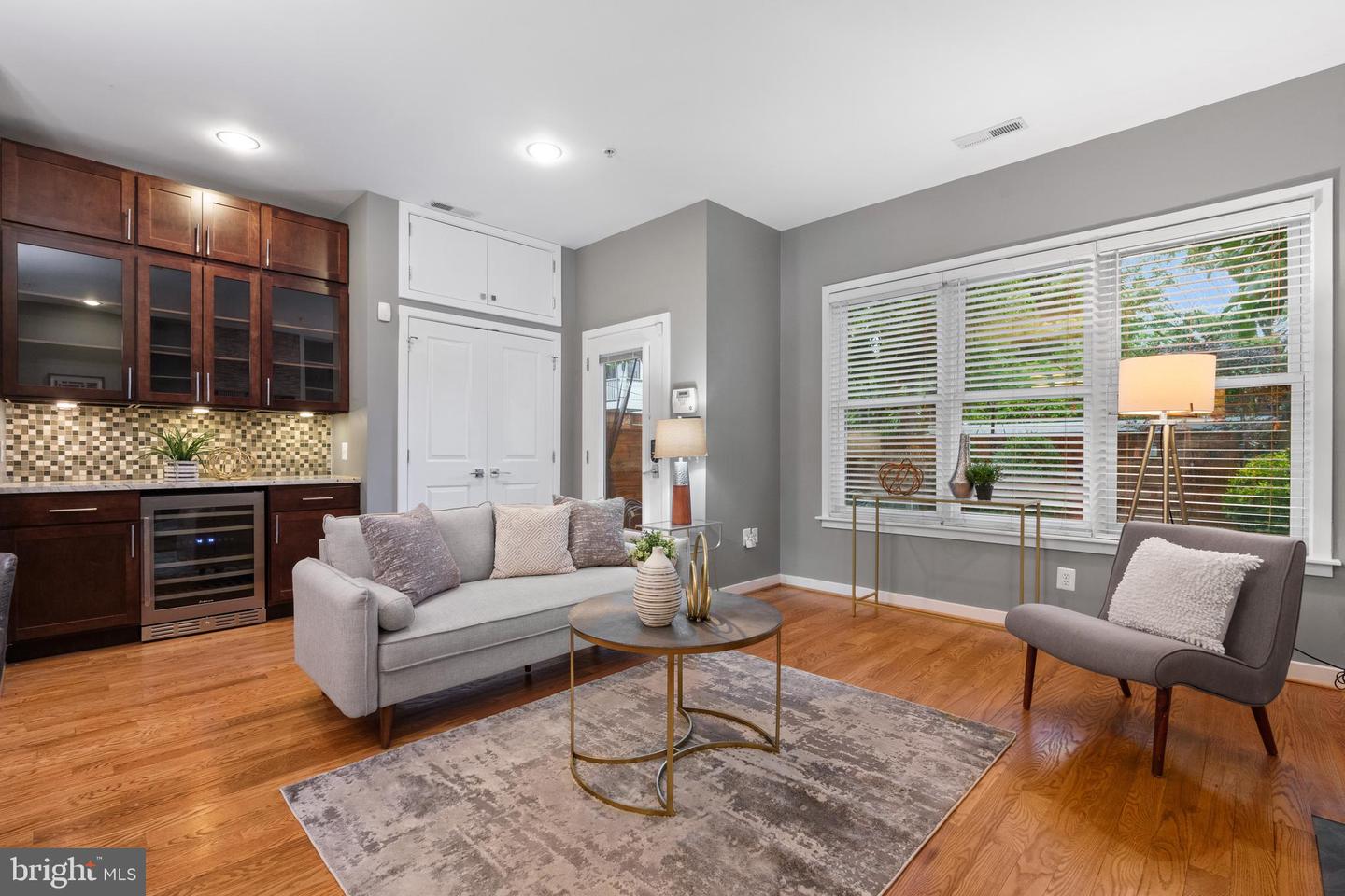 1423 1ST ST NW #B, WASHINGTON, District Of Columbia 20001, 3 Bedrooms Bedrooms, ,2 BathroomsBathrooms,Residential,For sale,1423 1ST ST NW #B,DCDC2213970 MLS # DCDC2213970