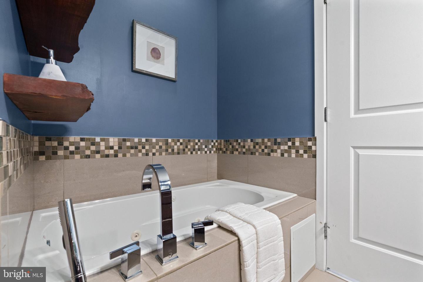 1423 1ST ST NW #B, WASHINGTON, District Of Columbia 20001, 3 Bedrooms Bedrooms, ,2 BathroomsBathrooms,Residential,For sale,1423 1ST ST NW #B,DCDC2213970 MLS # DCDC2213970