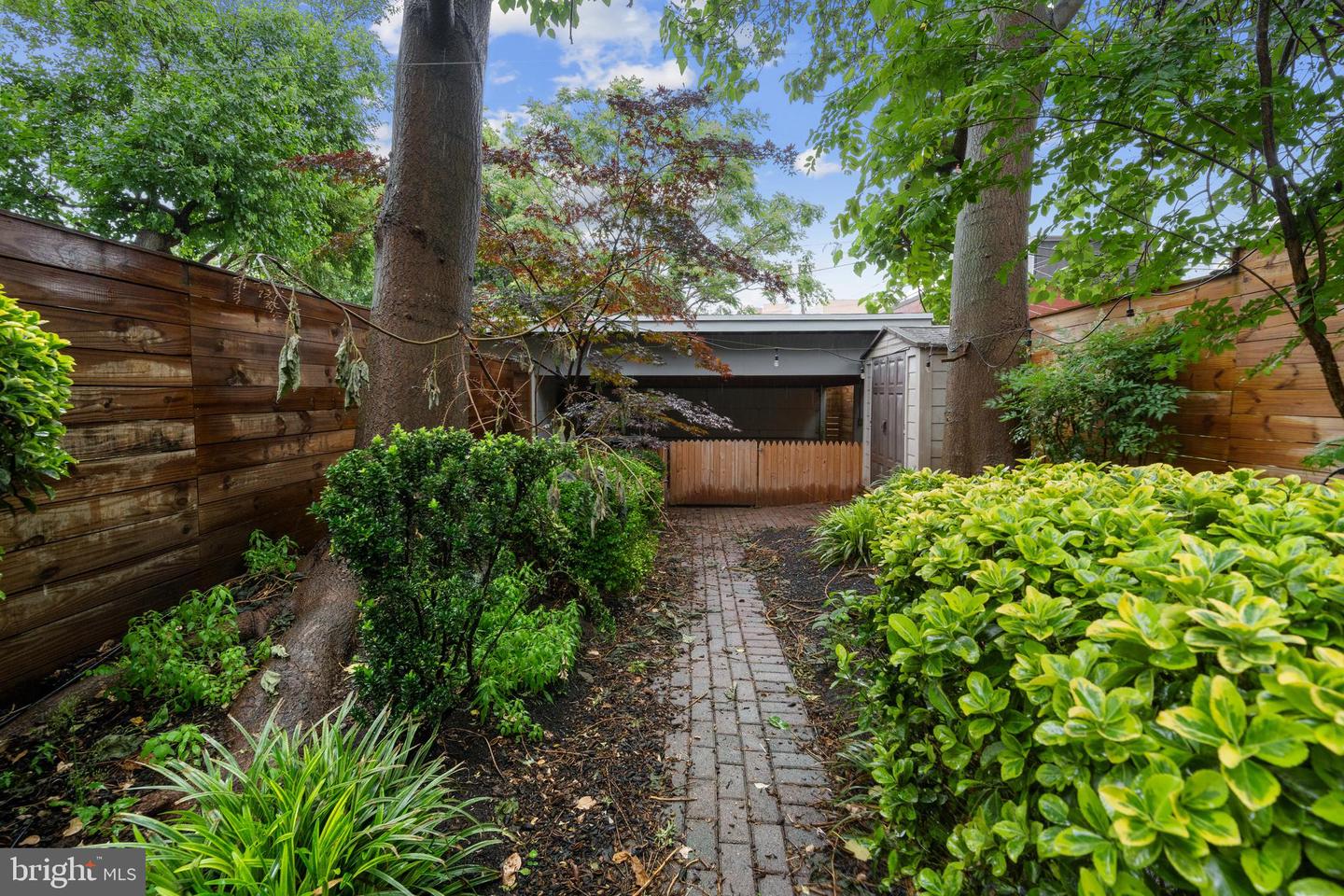 1423 1ST ST NW #B, WASHINGTON, District Of Columbia 20001, 3 Bedrooms Bedrooms, ,2 BathroomsBathrooms,Residential,For sale,1423 1ST ST NW #B,DCDC2213970 MLS # DCDC2213970