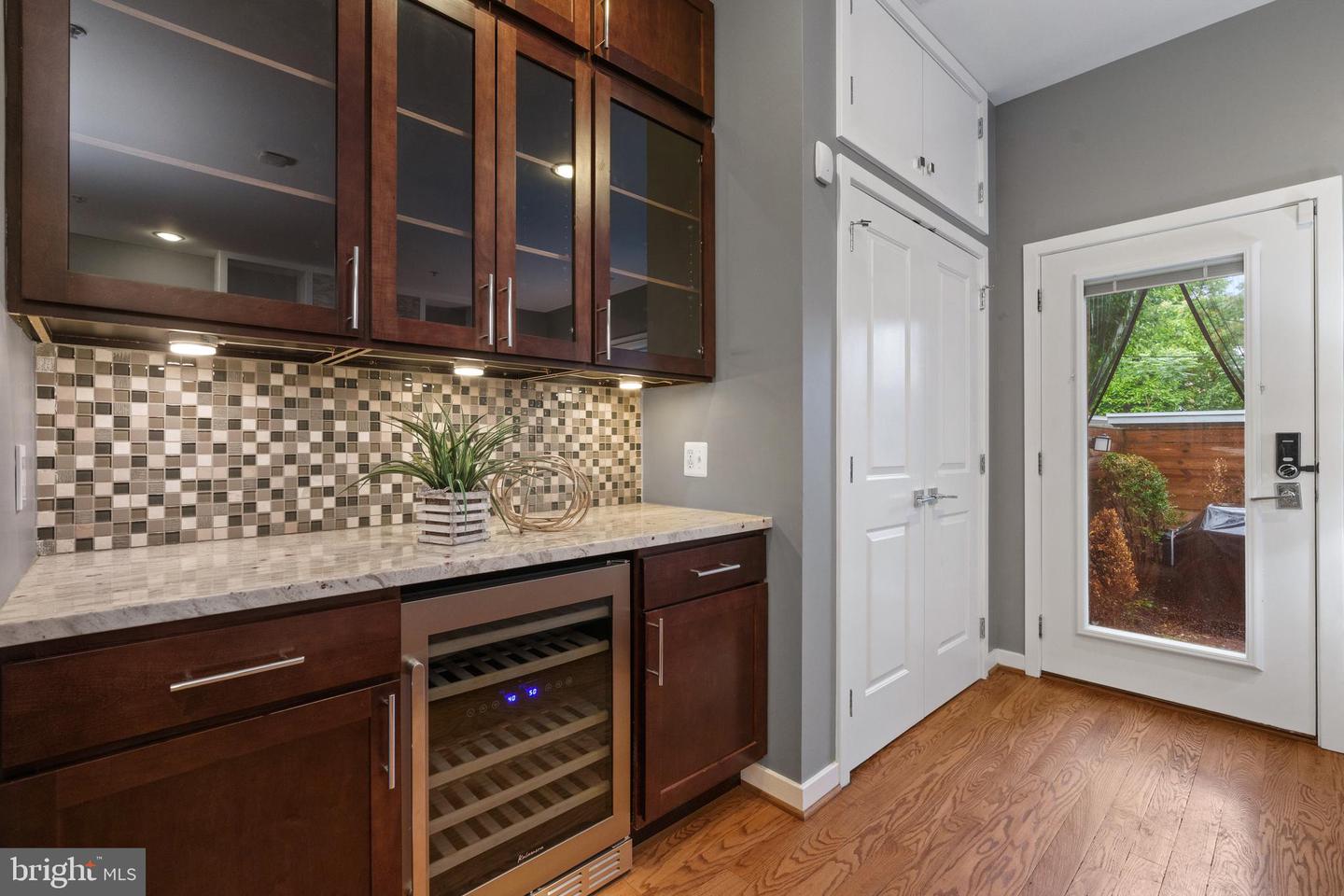 1423 1ST ST NW #B, WASHINGTON, District Of Columbia 20001, 3 Bedrooms Bedrooms, ,2 BathroomsBathrooms,Residential,For sale,1423 1ST ST NW #B,DCDC2213970 MLS # DCDC2213970
