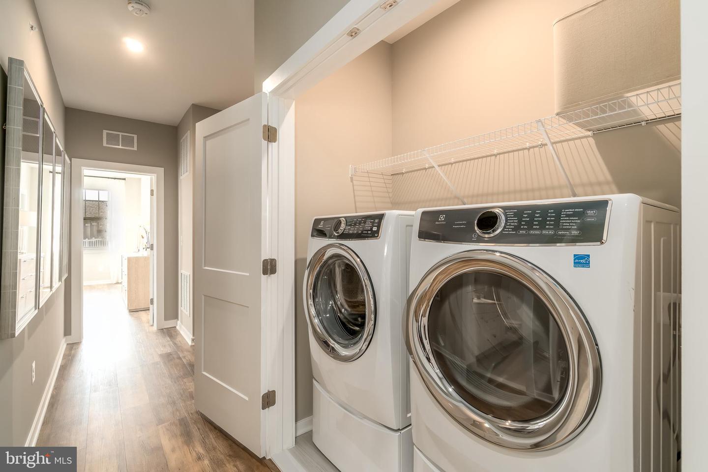 2019 ABBOCCATO TER SE, LEESBURG, Virginia 20175, 3 Bedrooms Bedrooms, ,2 BathroomsBathrooms,Residential,For sale,2019 ABBOCCATO TER SE,VALO2104054 MLS # VALO2104054
