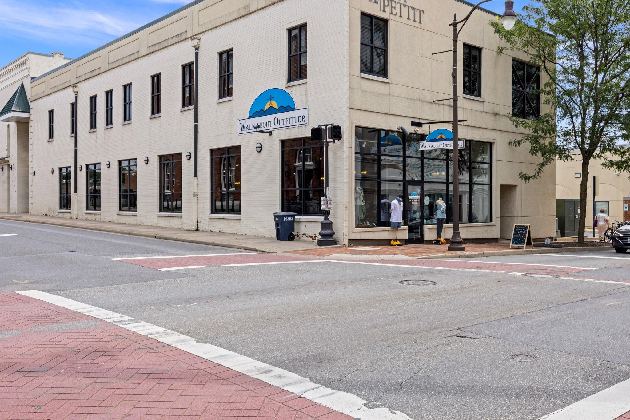 90 NORTH MAIN ST, HARRISONBURG, Virginia 22802, ,Commercial,90 NORTH MAIN ST,667527 MLS # 667527