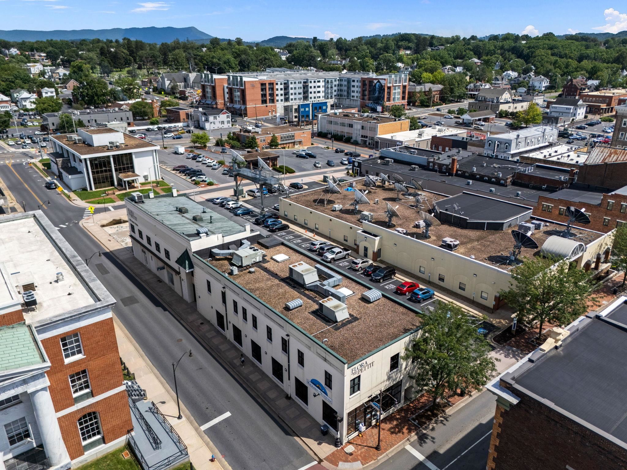 90 NORTH MAIN ST, HARRISONBURG, Virginia 22802, ,Commercial,90 NORTH MAIN ST,667527 MLS # 667527