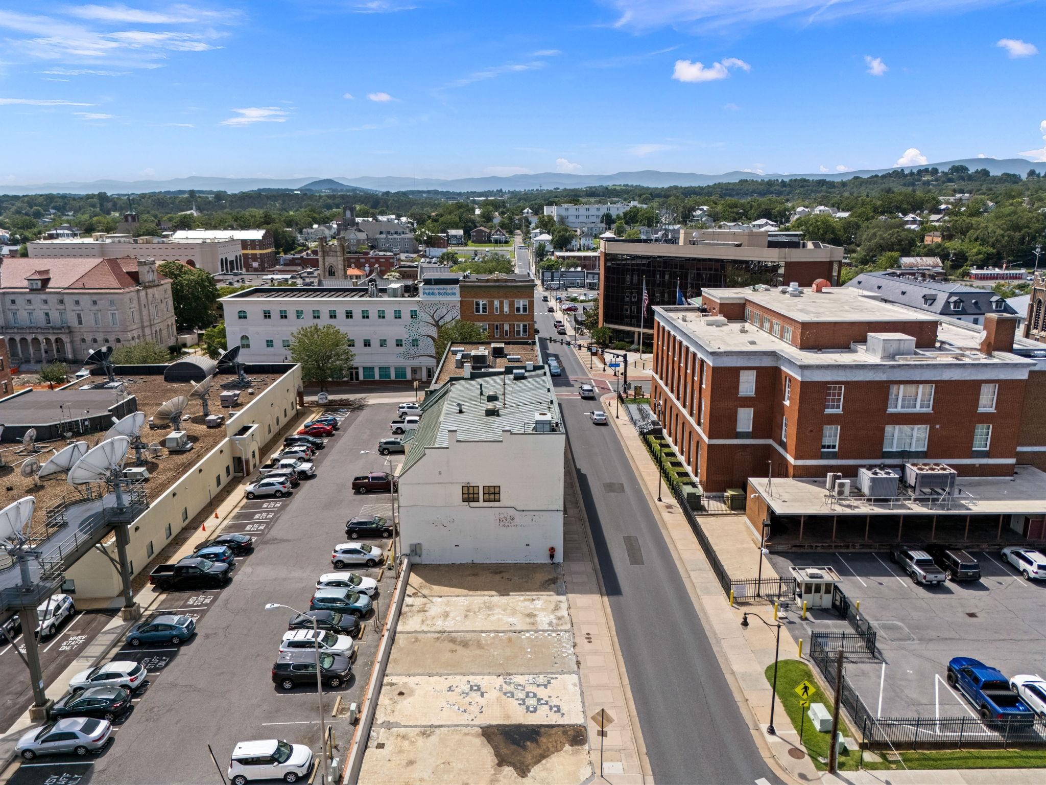 90 NORTH MAIN ST, HARRISONBURG, Virginia 22802, ,Commercial,90 NORTH MAIN ST,667527 MLS # 667527