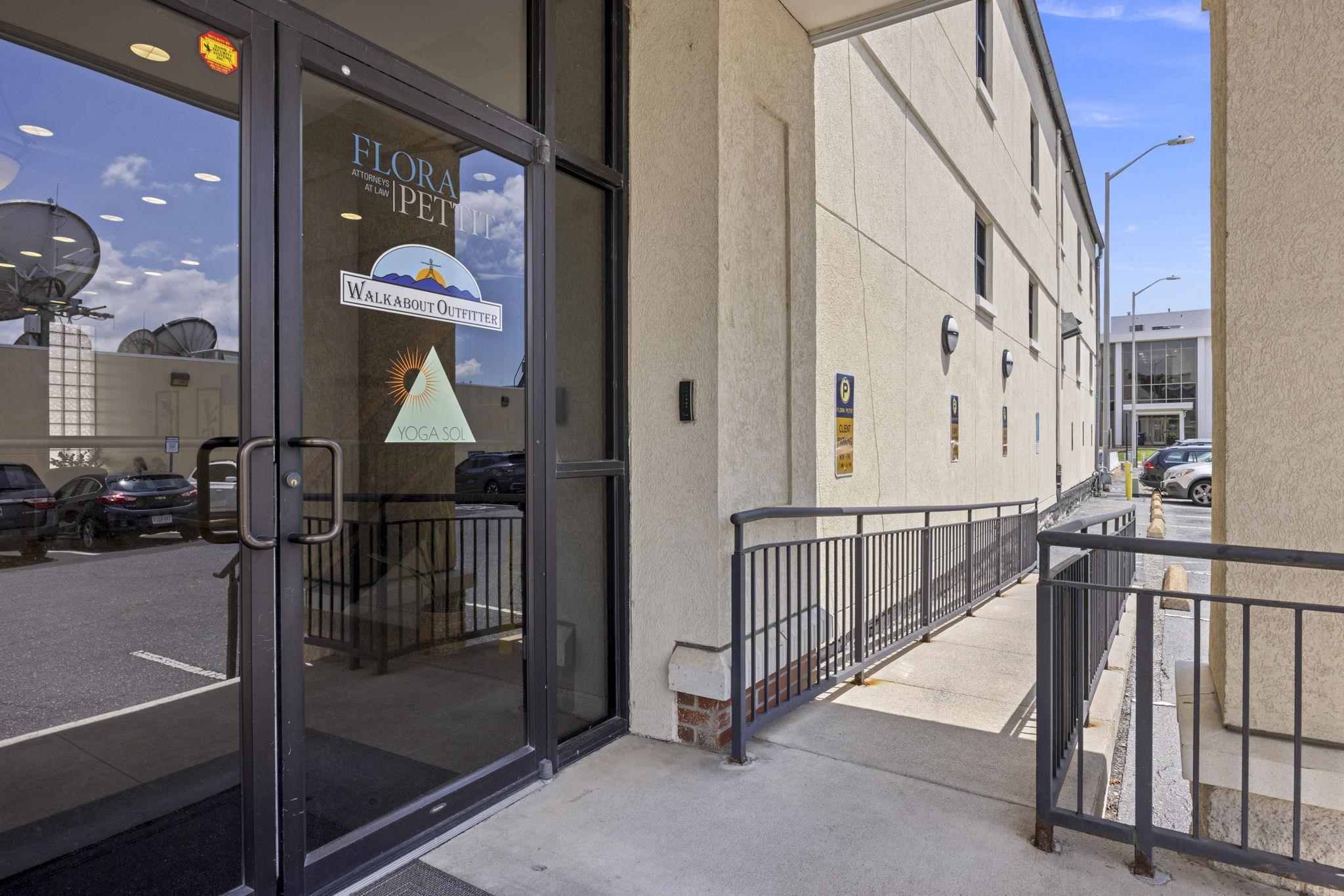 90 NORTH MAIN ST, HARRISONBURG, Virginia 22802, ,Commercial,90 NORTH MAIN ST,667527 MLS # 667527