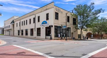 90 NORTH MAIN ST, HARRISONBURG, Virginia 22802, ,Commercial,90 NORTH MAIN ST,667527 MLS # 667527