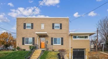3300 18TH PL SE, WASHINGTON, District Of Columbia 20020, 5 Bedrooms Bedrooms, ,2 BathroomsBathrooms,Residential,For sale,3300 18TH PL SE,DCDC2120074 MLS # DCDC2120074