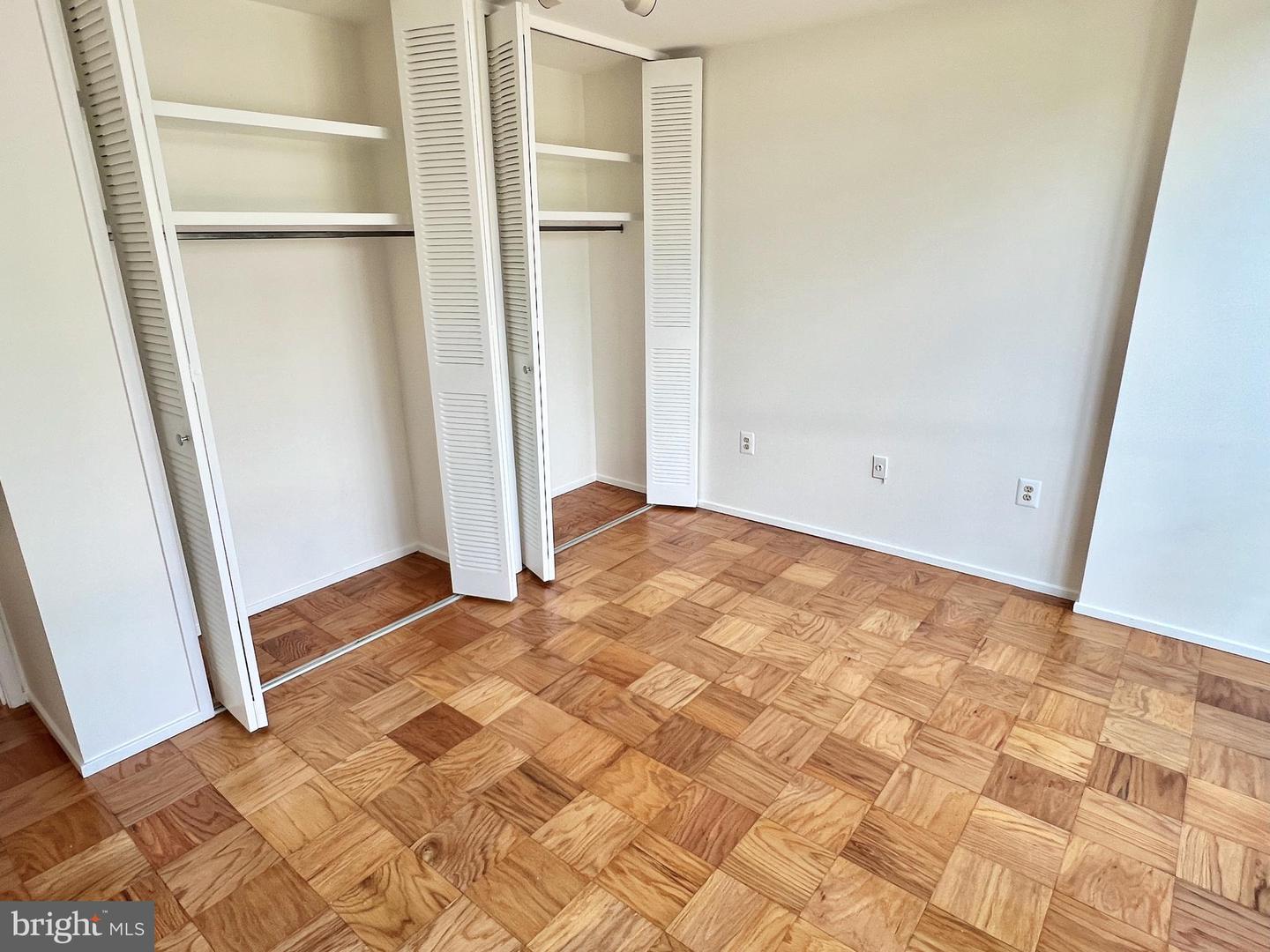 1352 4TH ST SW, WASHINGTON, District Of Columbia 20024, 4 Bedrooms Bedrooms, ,2 BathroomsBathrooms,Residential,For sale,1352 4TH ST SW,DCDC2190970 MLS # DCDC2190970