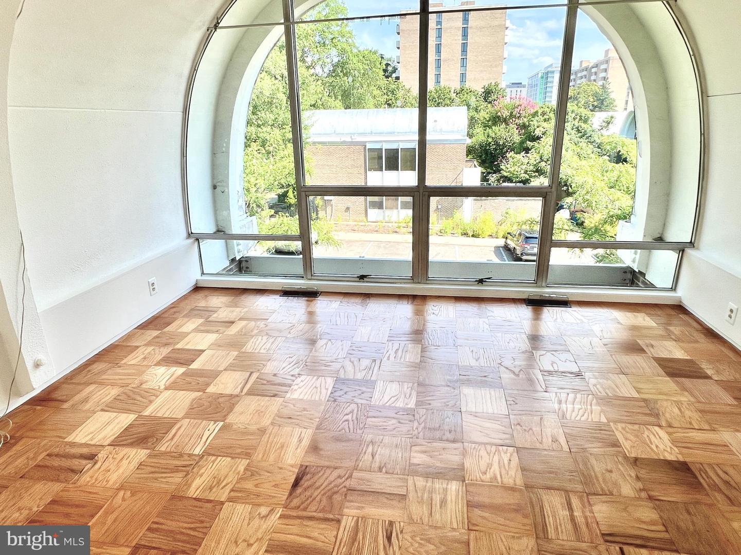 1352 4TH ST SW, WASHINGTON, District Of Columbia 20024, 4 Bedrooms Bedrooms, ,2 BathroomsBathrooms,Residential,For sale,1352 4TH ST SW,DCDC2190970 MLS # DCDC2190970