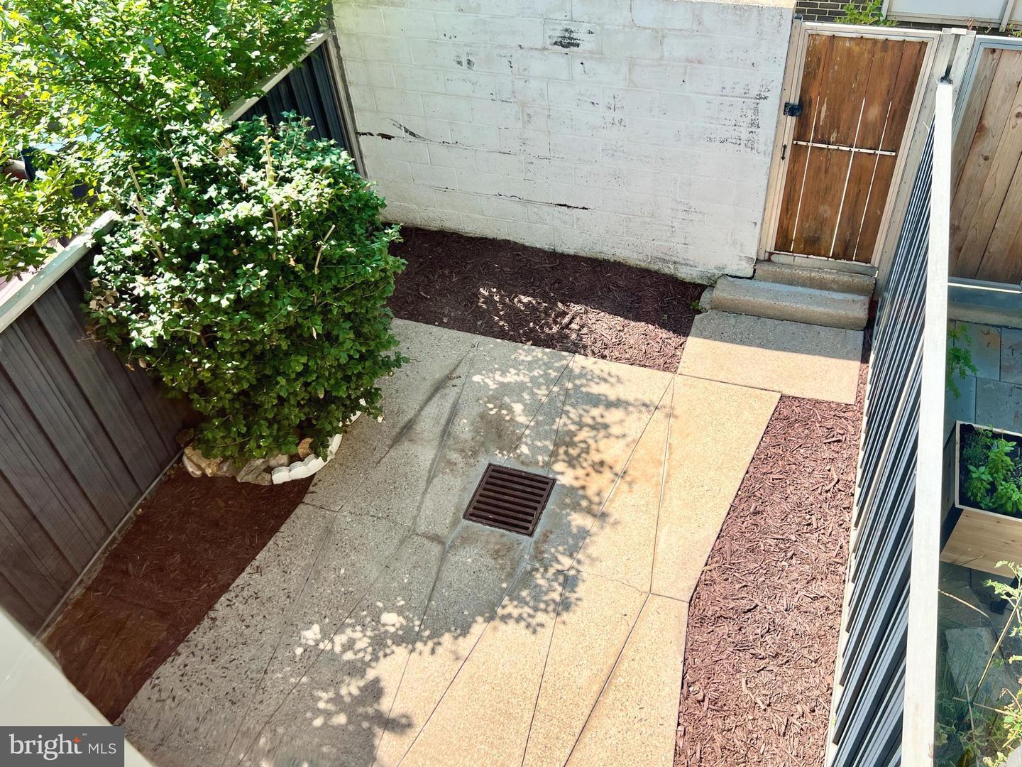 1352 4TH ST SW, WASHINGTON, District Of Columbia 20024, 4 Bedrooms Bedrooms, ,2 BathroomsBathrooms,Residential,For sale,1352 4TH ST SW,DCDC2190970 MLS # DCDC2190970