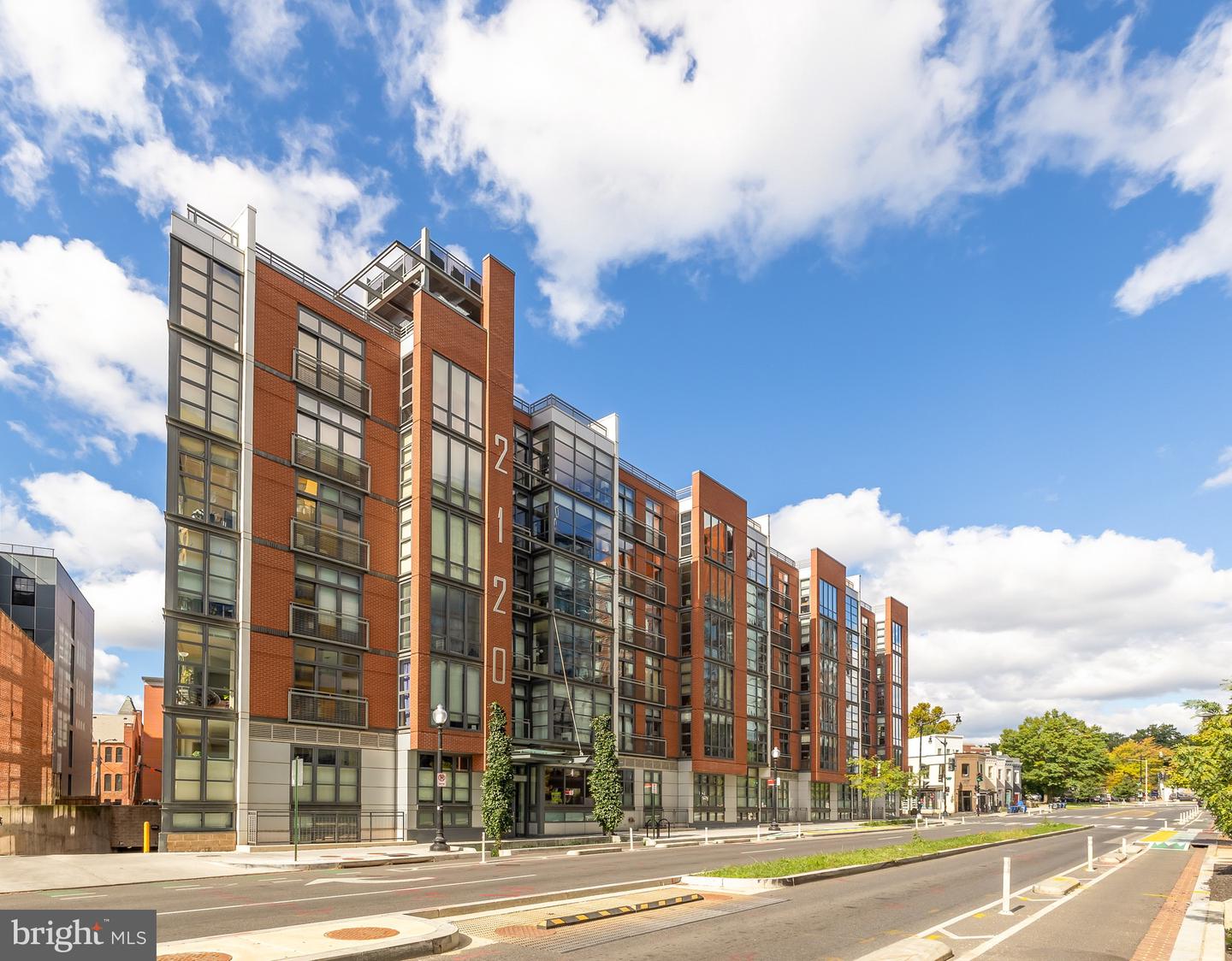 2120 VERMONT AVE NW #621, WASHINGTON, District Of Columbia 20001, 1 Bedroom Bedrooms, ,1 BathroomBathrooms,Residential,For sale,2120 VERMONT AVE NW #621,DCDC2190994 MLS # DCDC2190994