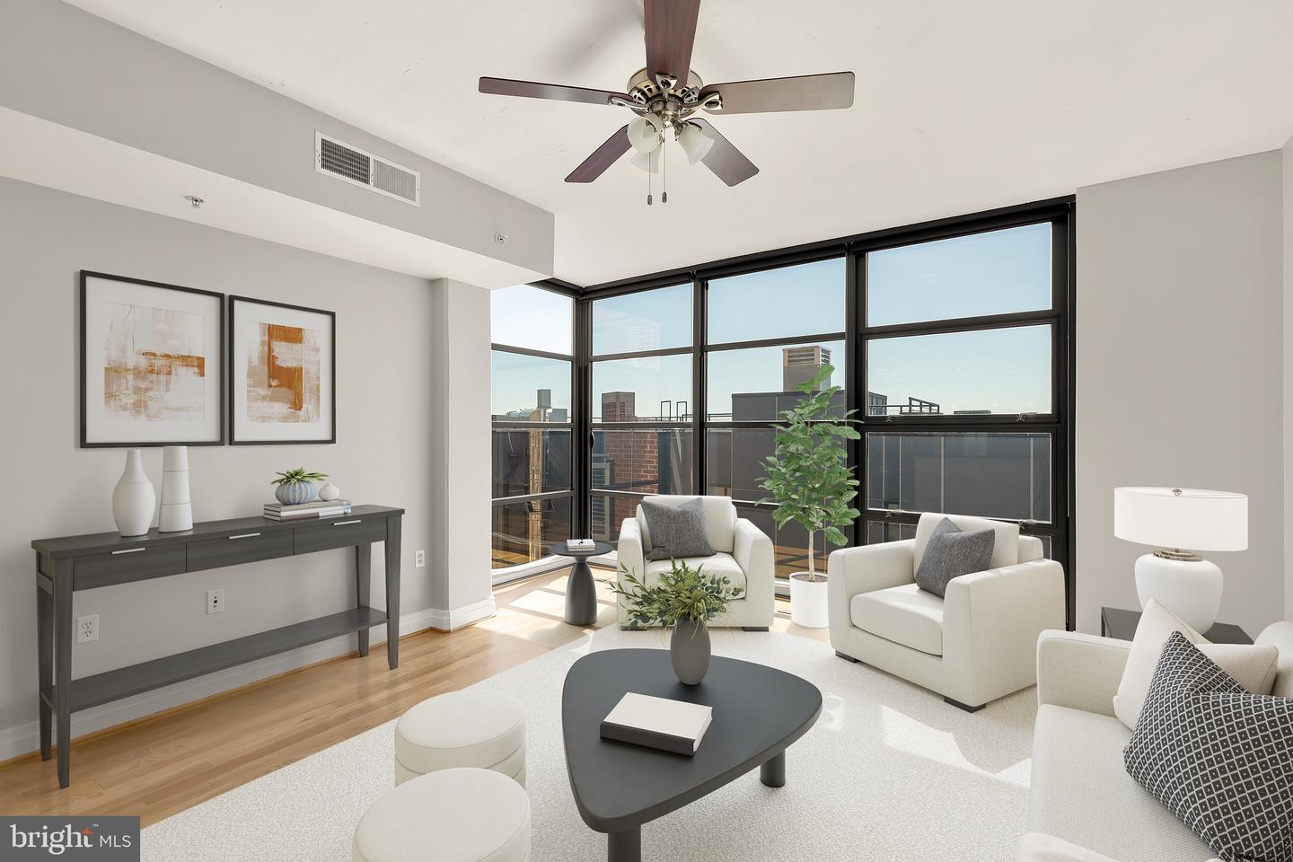2120 VERMONT AVE NW #621, WASHINGTON, District Of Columbia 20001, 1 Bedroom Bedrooms, ,1 BathroomBathrooms,Residential,For sale,2120 VERMONT AVE NW #621,DCDC2190994 MLS # DCDC2190994