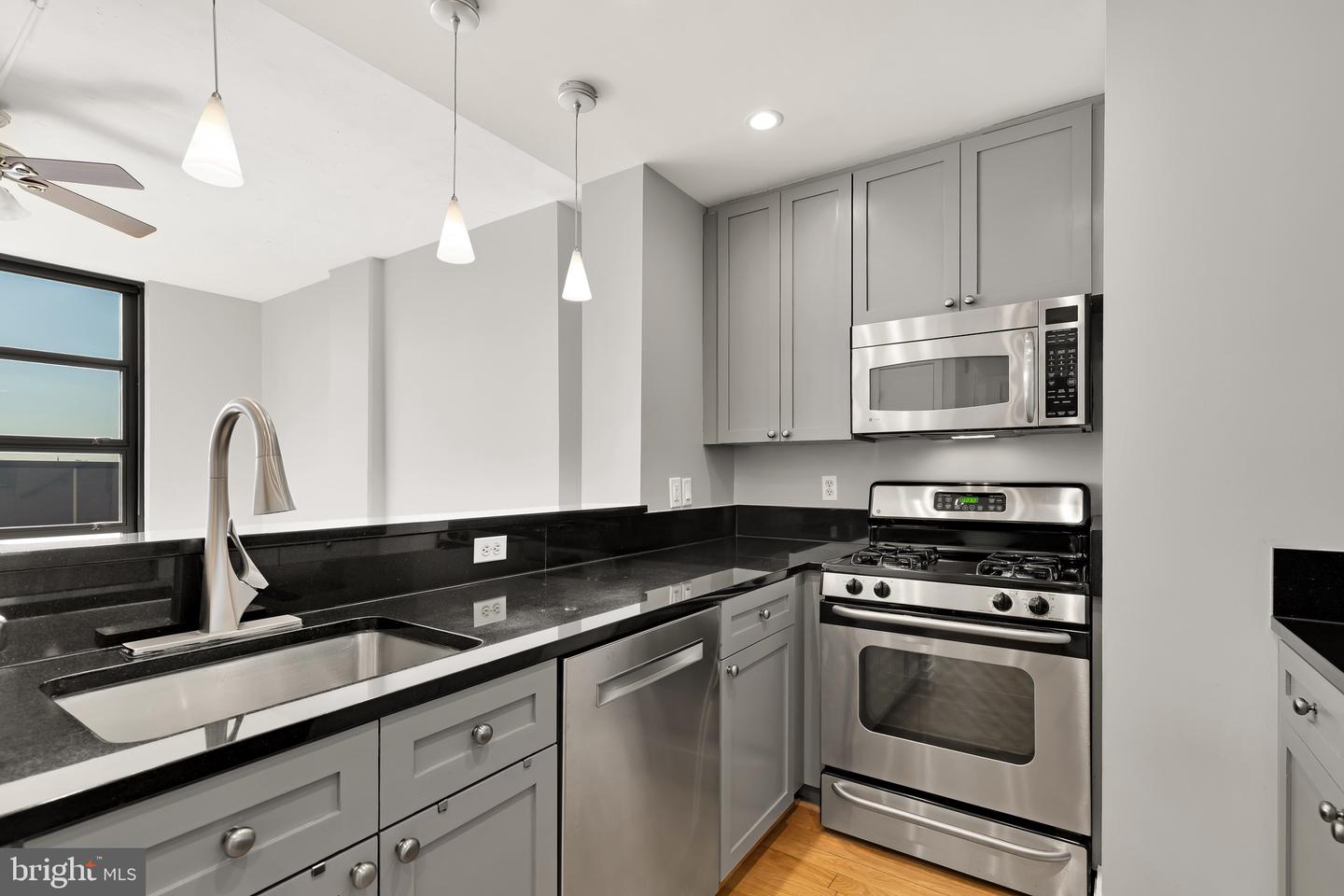2120 VERMONT AVE NW #621, WASHINGTON, District Of Columbia 20001, 1 Bedroom Bedrooms, ,1 BathroomBathrooms,Residential,For sale,2120 VERMONT AVE NW #621,DCDC2190994 MLS # DCDC2190994