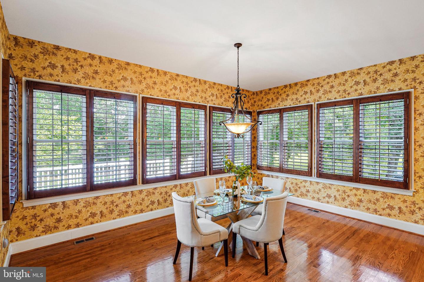 1631 IRVIN ST, VIENNA, Virginia 22182, 6 Bedrooms Bedrooms, 14 Rooms Rooms,7 BathroomsBathrooms,Residential,For sale,1631 IRVIN ST,VAFX2229802 MLS # VAFX2229802