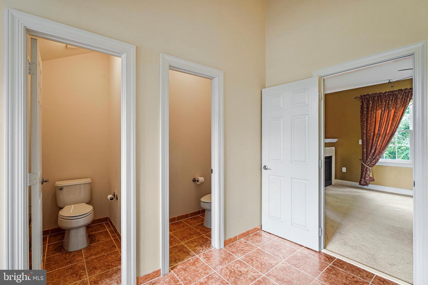 1631 IRVIN ST, VIENNA, Virginia 22182, 6 Bedrooms Bedrooms, 14 Rooms Rooms,7 BathroomsBathrooms,Residential,For sale,1631 IRVIN ST,VAFX2229802 MLS # VAFX2229802