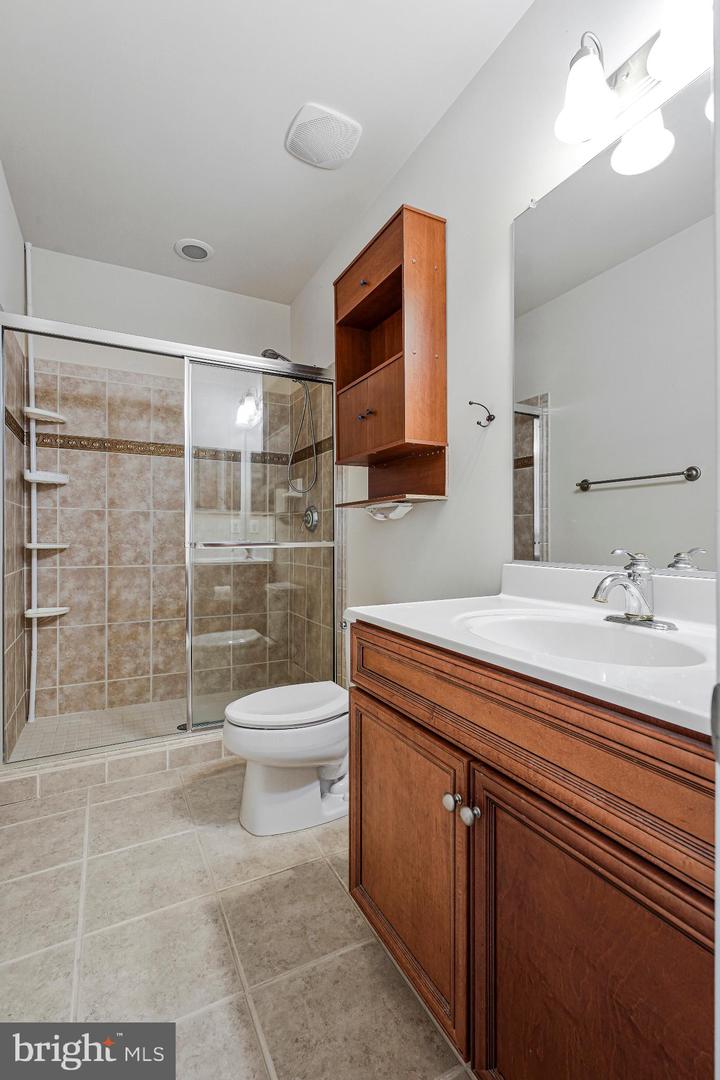1631 IRVIN ST, VIENNA, Virginia 22182, 6 Bedrooms Bedrooms, 14 Rooms Rooms,7 BathroomsBathrooms,Residential,For sale,1631 IRVIN ST,VAFX2229802 MLS # VAFX2229802