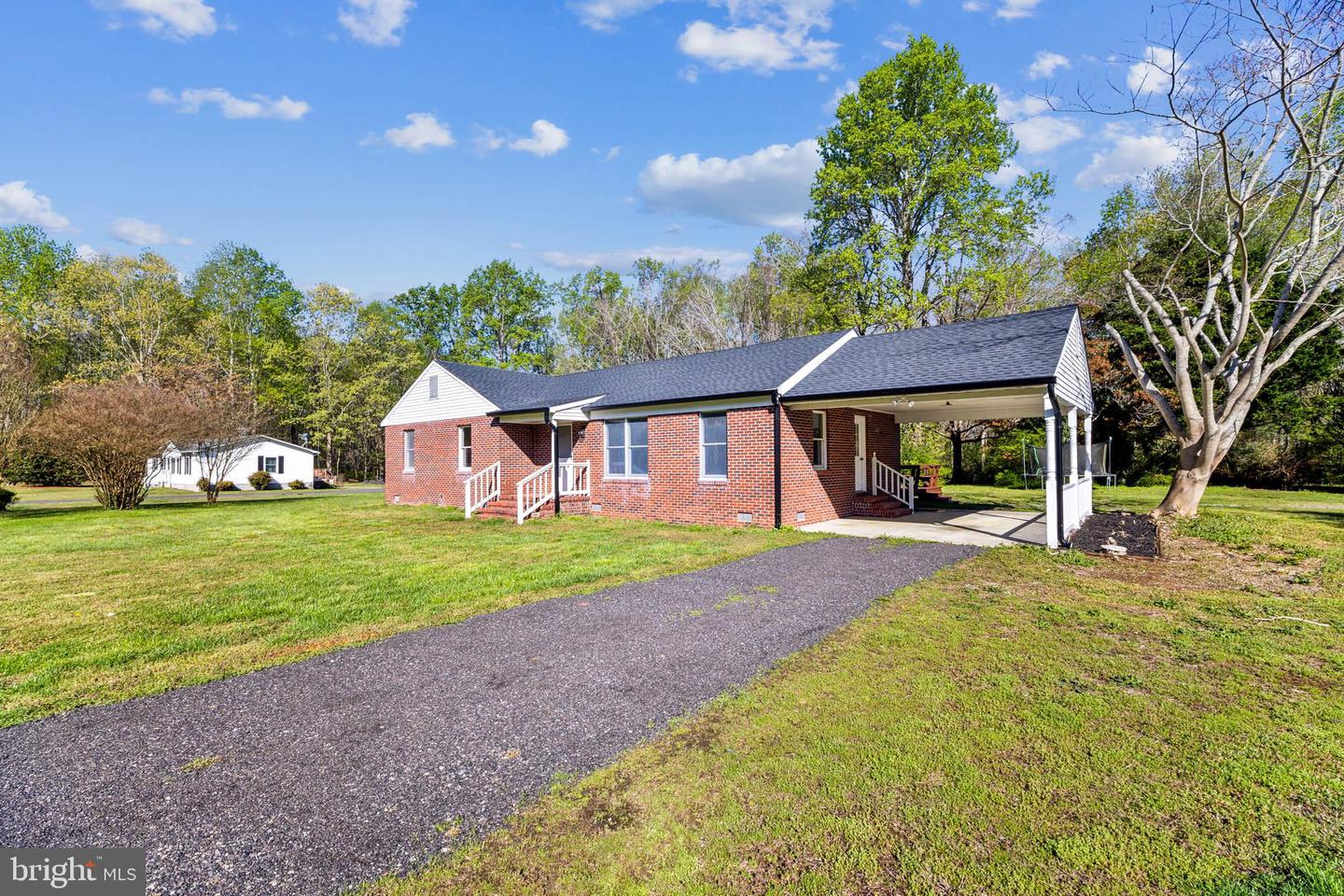 42 JONES, WEEMS, Virginia 22576, 3 Bedrooms Bedrooms, ,2 BathroomsBathrooms,Residential,For sale,42 JONES,VALV2000760 MLS # VALV2000760
