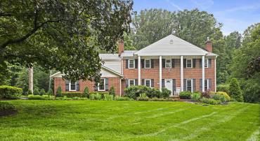 11904 PARADISE LN, HERNDON, Virginia 20171, 5 Bedrooms Bedrooms, ,2 BathroomsBathrooms,Residential,For sale,11904 PARADISE LN,VAFX2239430 MLS # VAFX2239430