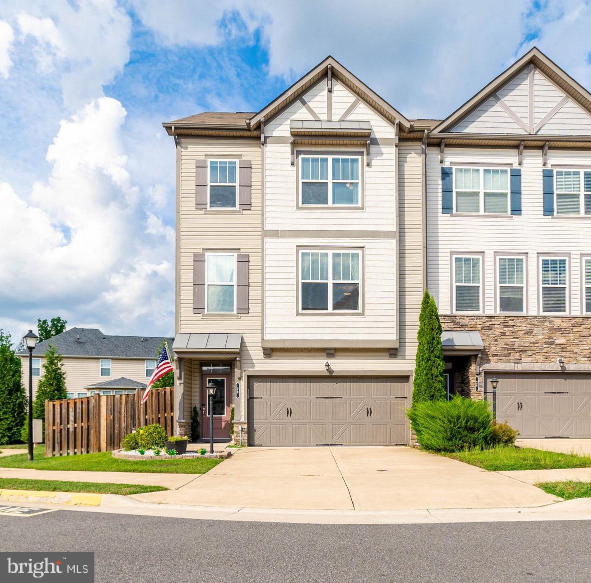 28 LAMPLIGHTER LN, STAFFORD, Virginia 22554, 3 Bedrooms Bedrooms, ,2 BathroomsBathrooms,Residential,For sale,28 LAMPLIGHTER LN,VAST2038666 MLS # VAST2038666