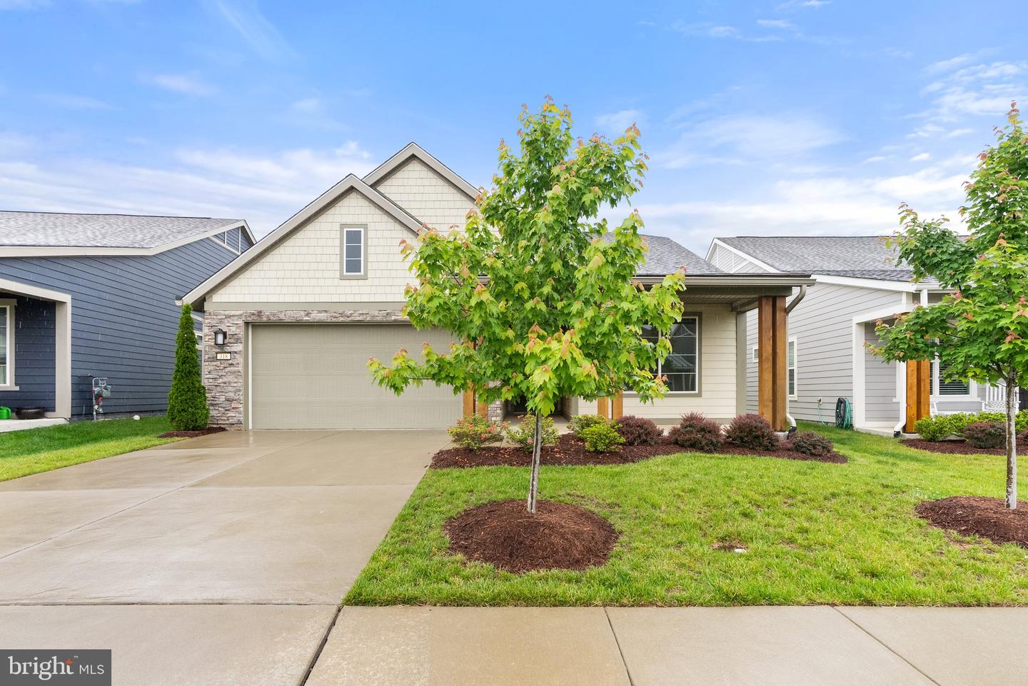 118 MILKWEED DR, LAKE FREDERICK, Virginia 22630, 2 Bedrooms Bedrooms, ,2 BathroomsBathrooms,Residential,For sale,118 MILKWEED DR,VAFV2034522 MLS # VAFV2034522