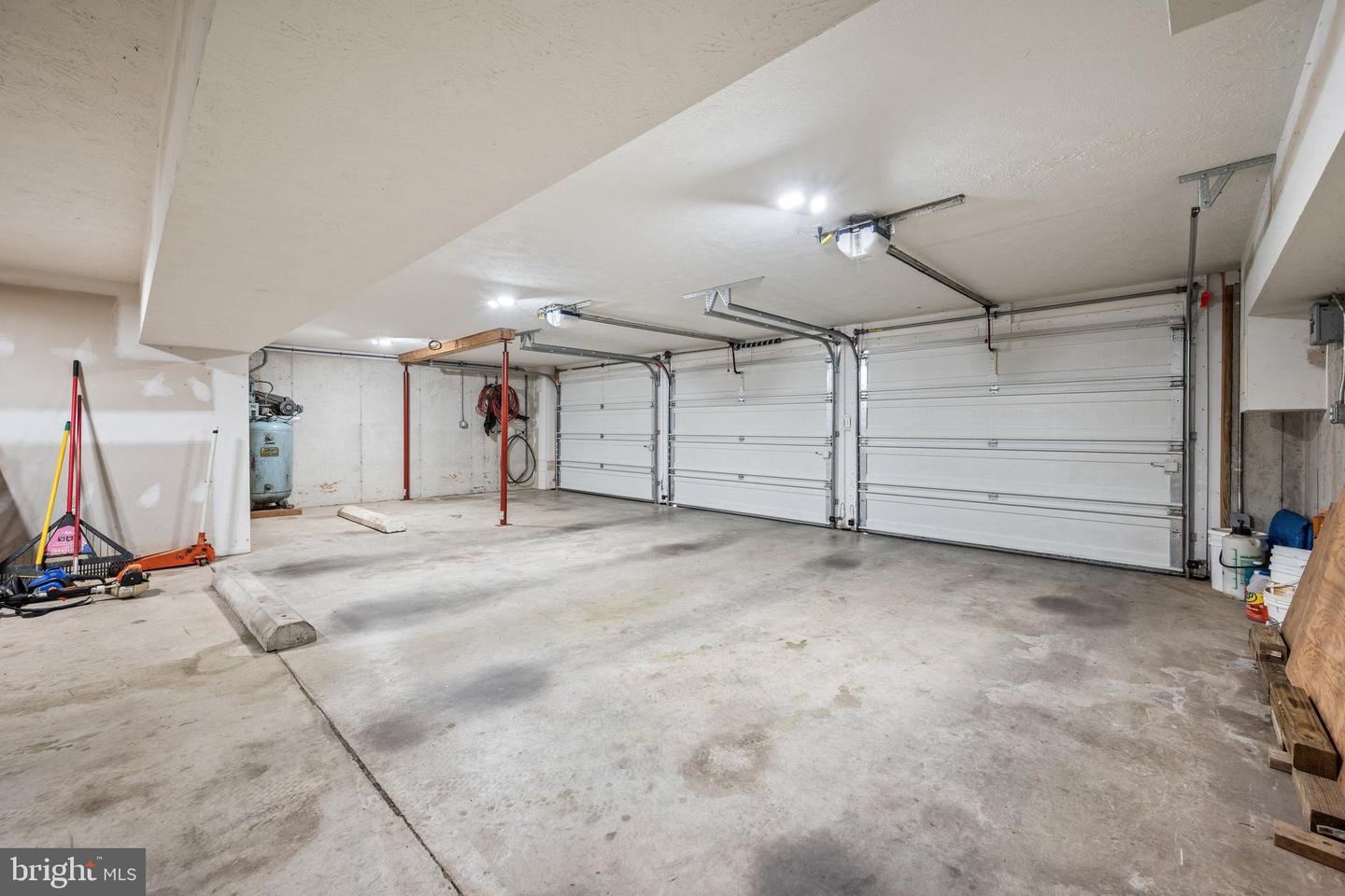 160 SYLVAN SPRINGS DR, CLEAR BROOK, Virginia 22624, 5 Bedrooms Bedrooms, ,3 BathroomsBathrooms,Residential,For sale,160 SYLVAN SPRINGS DR,VAFV2034616 MLS # VAFV2034616