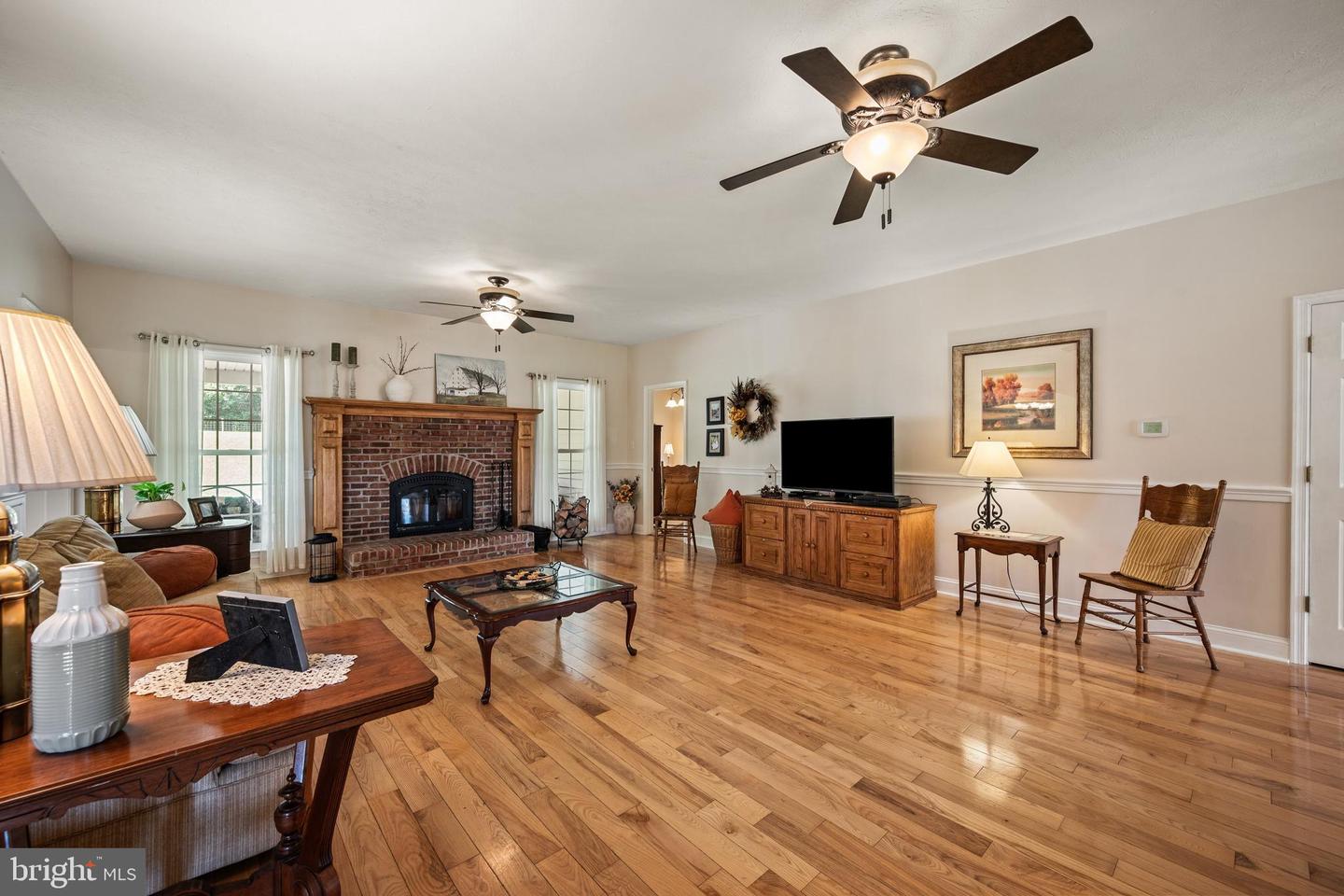 160 SYLVAN SPRINGS DR, CLEAR BROOK, Virginia 22624, 5 Bedrooms Bedrooms, ,3 BathroomsBathrooms,Residential,For sale,160 SYLVAN SPRINGS DR,VAFV2034616 MLS # VAFV2034616