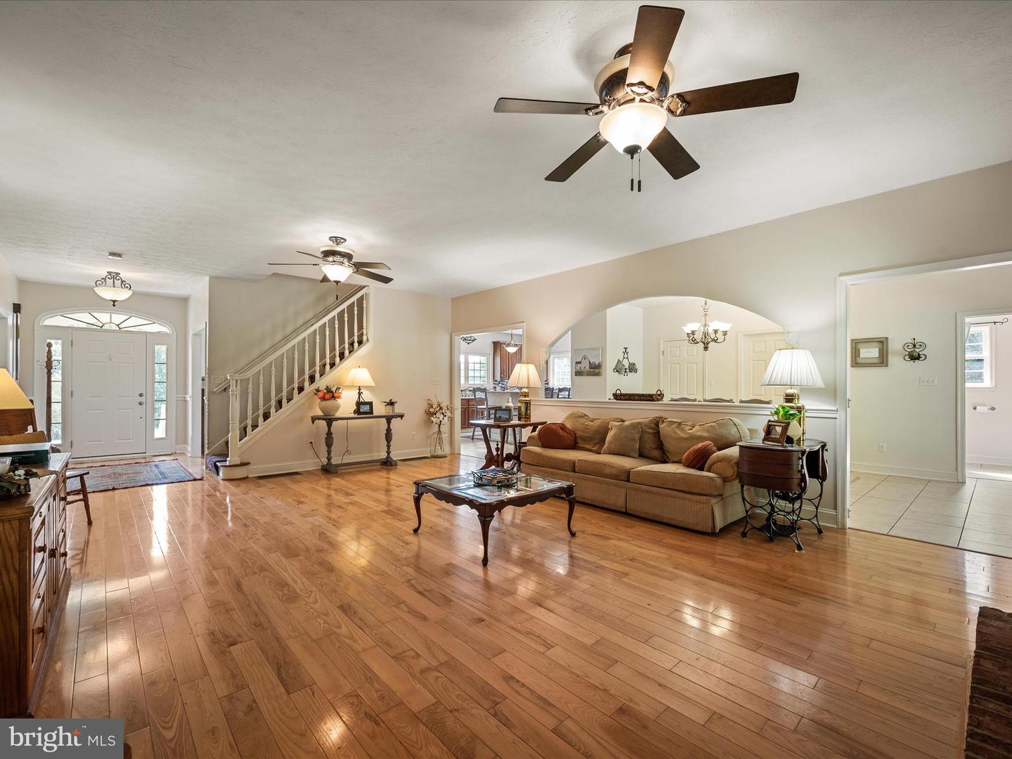 160 SYLVAN SPRINGS DR, CLEAR BROOK, Virginia 22624, 5 Bedrooms Bedrooms, ,3 BathroomsBathrooms,Residential,For sale,160 SYLVAN SPRINGS DR,VAFV2034616 MLS # VAFV2034616