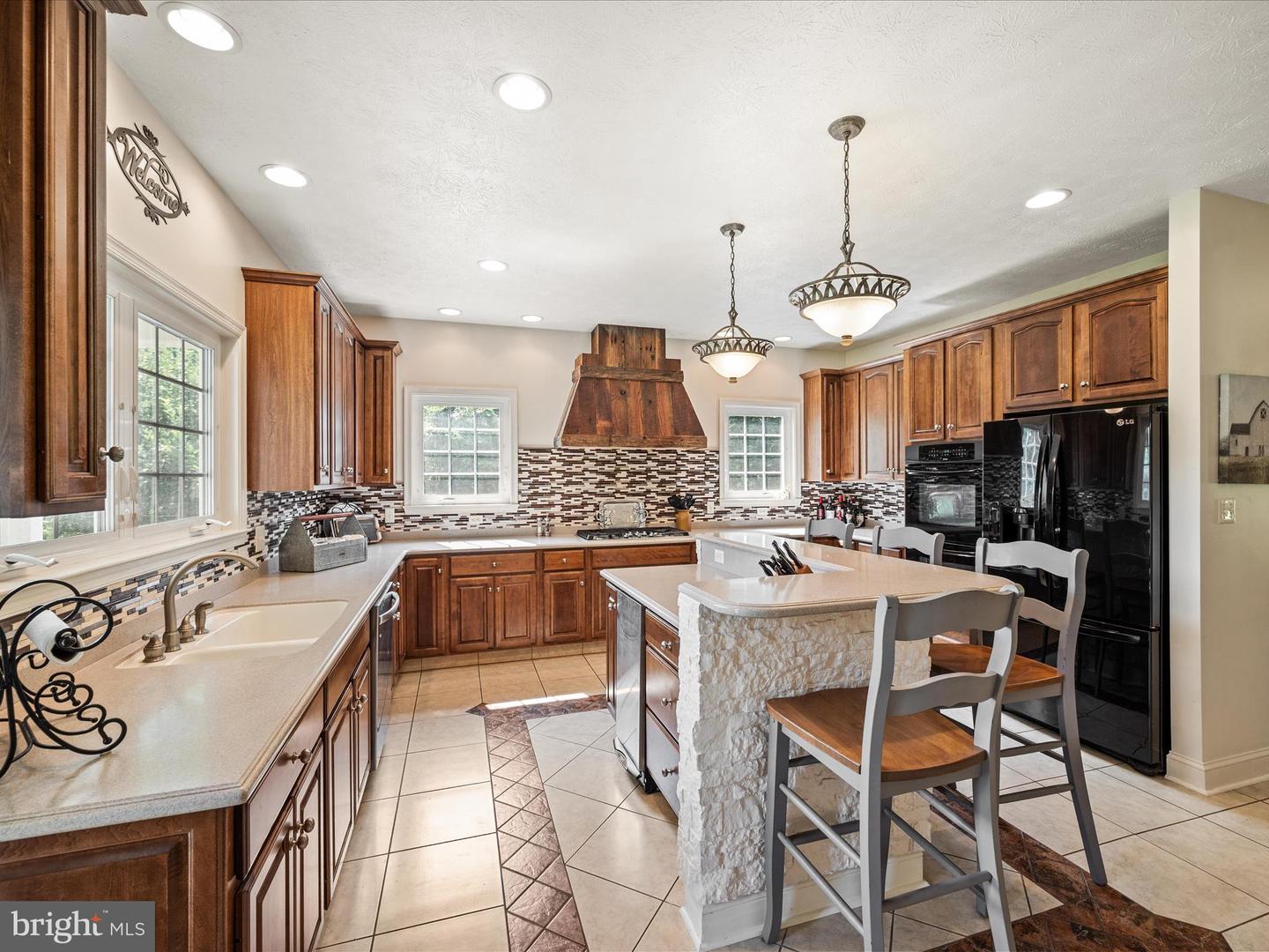 160 SYLVAN SPRINGS DR, CLEAR BROOK, Virginia 22624, 5 Bedrooms Bedrooms, ,3 BathroomsBathrooms,Residential,For sale,160 SYLVAN SPRINGS DR,VAFV2034616 MLS # VAFV2034616