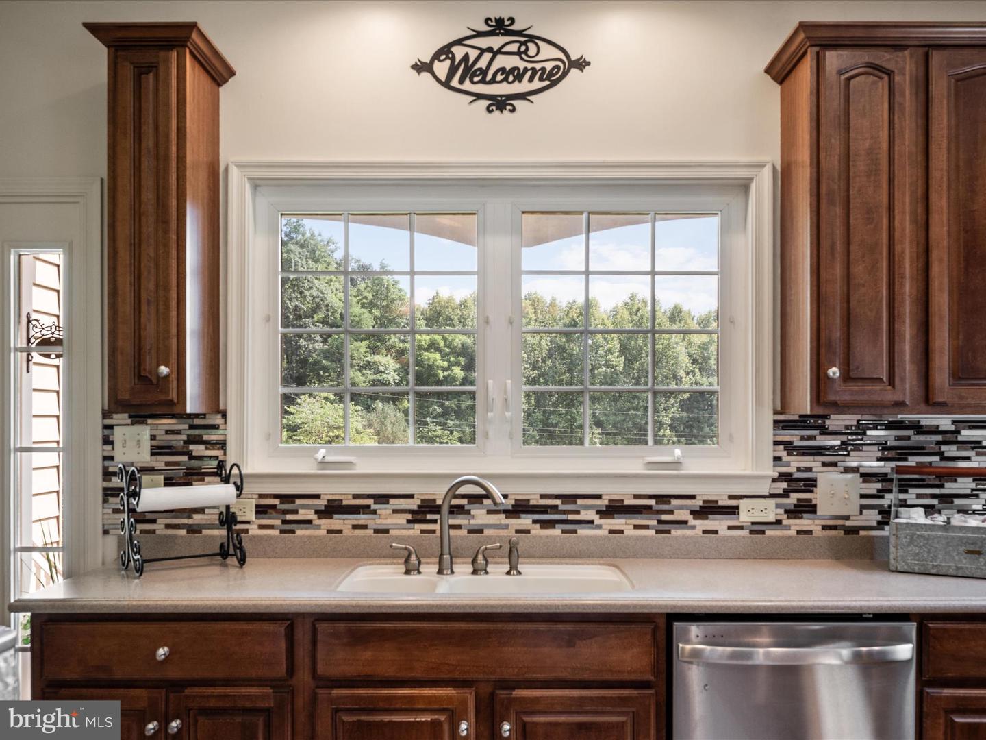 160 SYLVAN SPRINGS DR, CLEAR BROOK, Virginia 22624, 5 Bedrooms Bedrooms, ,3 BathroomsBathrooms,Residential,For sale,160 SYLVAN SPRINGS DR,VAFV2034616 MLS # VAFV2034616