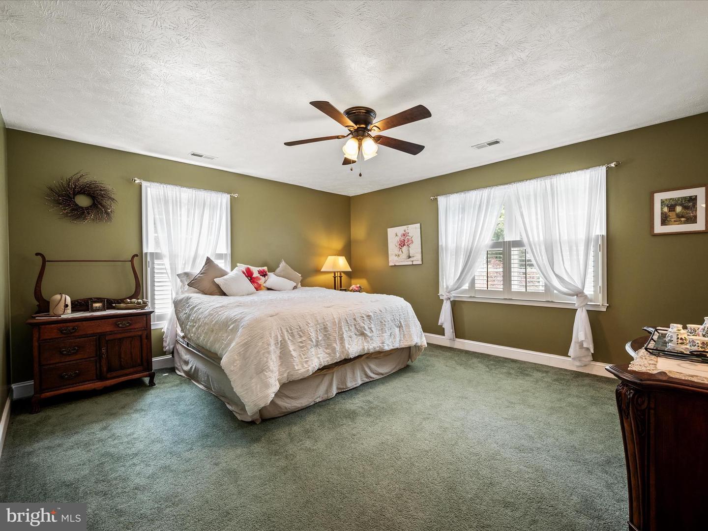 160 SYLVAN SPRINGS DR, CLEAR BROOK, Virginia 22624, 5 Bedrooms Bedrooms, ,3 BathroomsBathrooms,Residential,For sale,160 SYLVAN SPRINGS DR,VAFV2034616 MLS # VAFV2034616