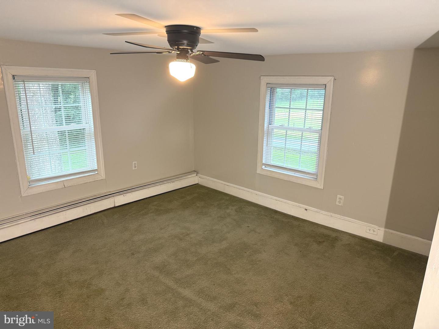 8272 GREENWICH RD, CATLETT, Virginia 20119, 3 Bedrooms Bedrooms, ,1 BathroomBathrooms,Residential,For sale,8272 GREENWICH RD,VAFQ2016996 MLS # VAFQ2016996