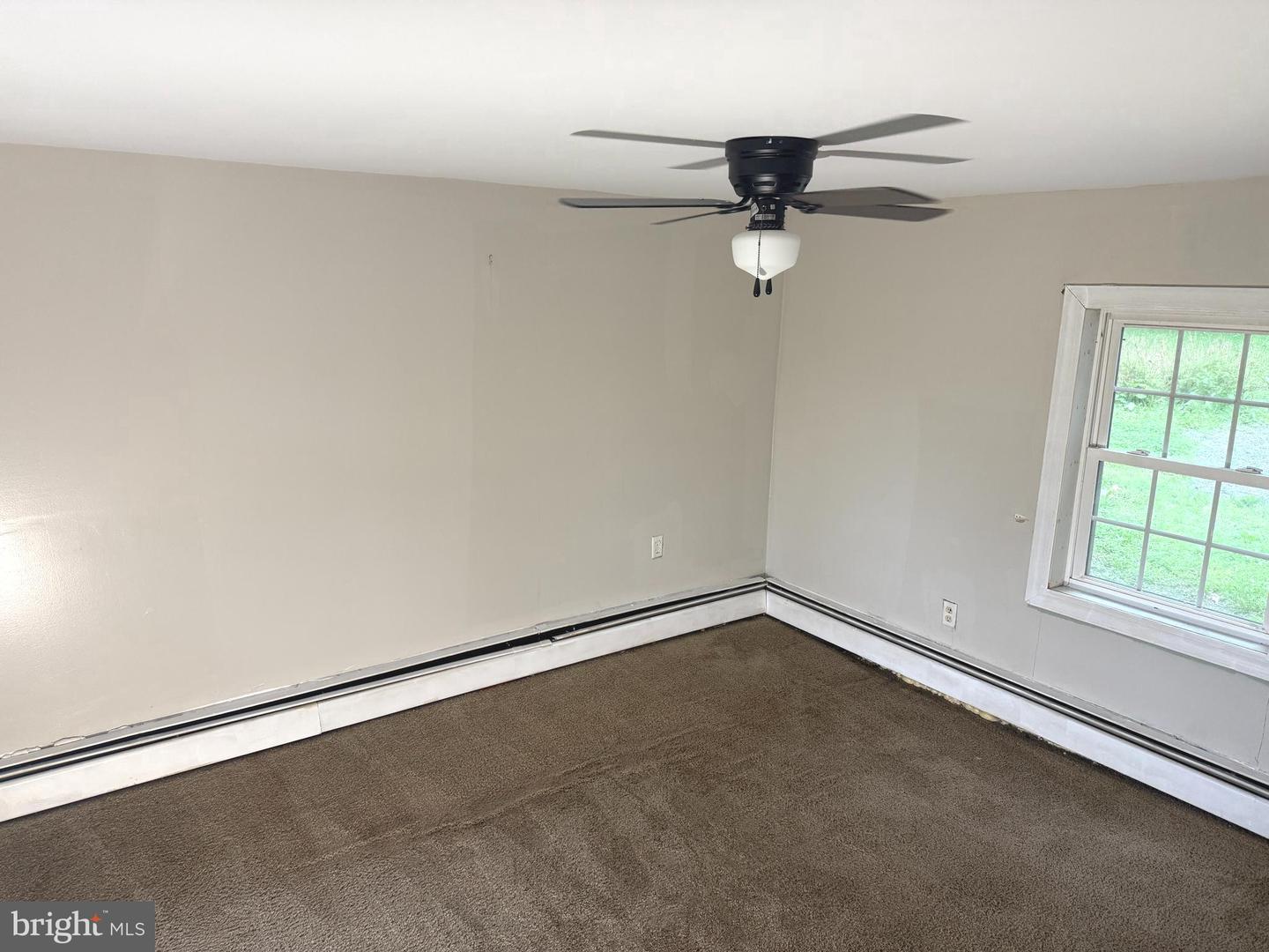 8272 GREENWICH RD, CATLETT, Virginia 20119, 3 Bedrooms Bedrooms, ,1 BathroomBathrooms,Residential,For sale,8272 GREENWICH RD,VAFQ2016996 MLS # VAFQ2016996